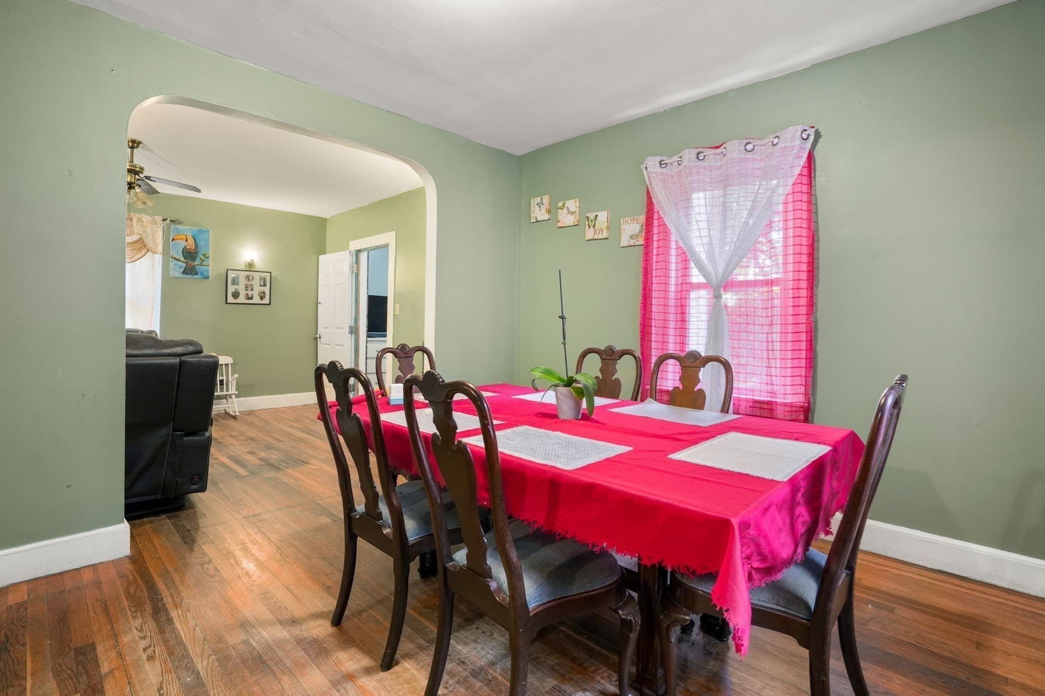 3 Family at 8-3 Chilmark, Worcester MA 01604, Worcester, photo 19 of 34