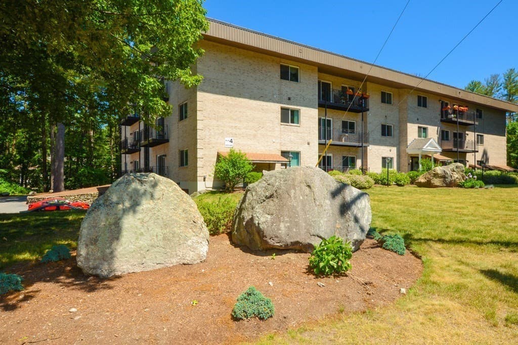 181 Littleton Rd # 441, Chelmsford MA 01824