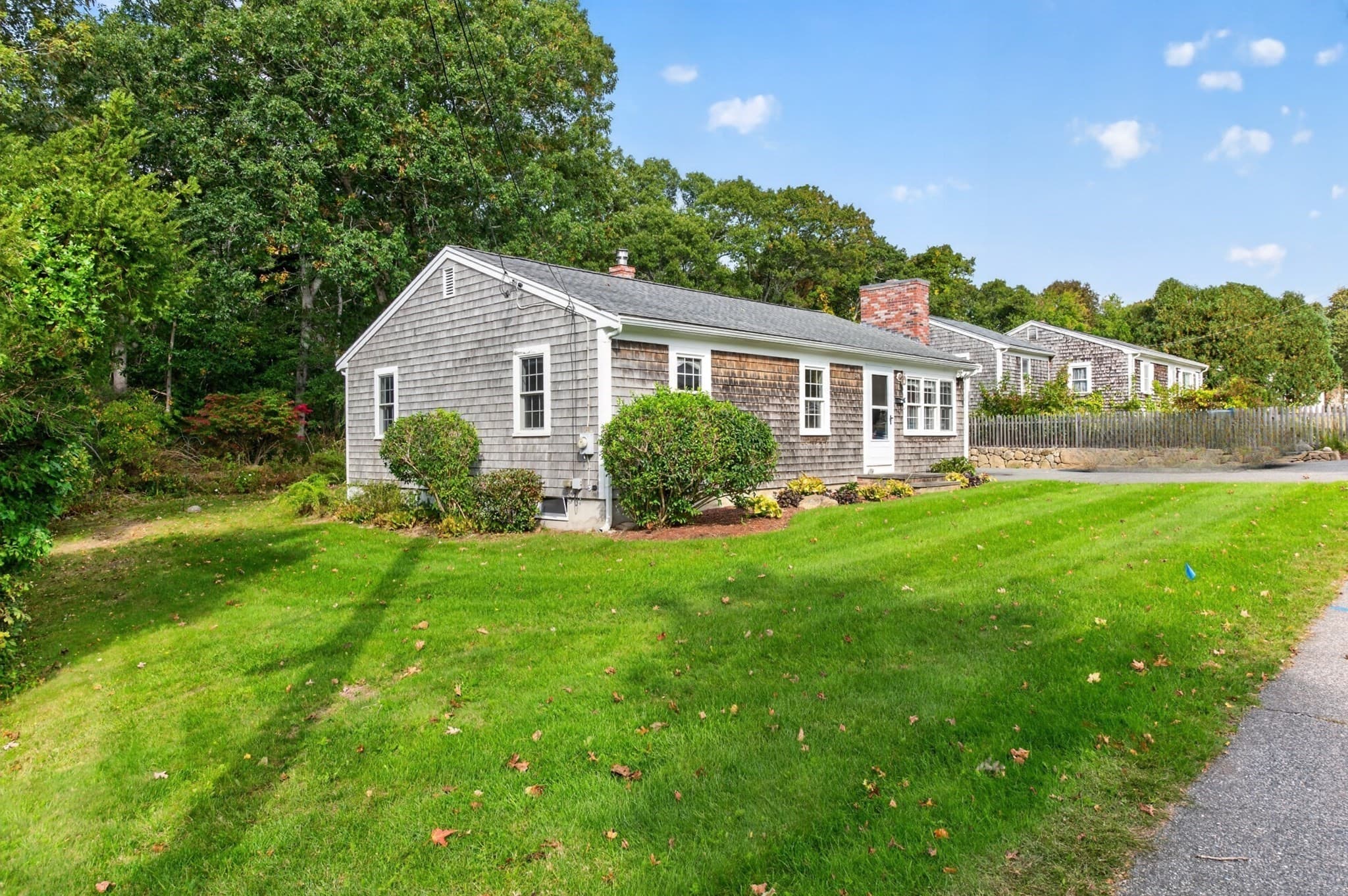 Single Family Residence at 124 Homestead Ln, Falmouth MA 02536, photo 3 of 28