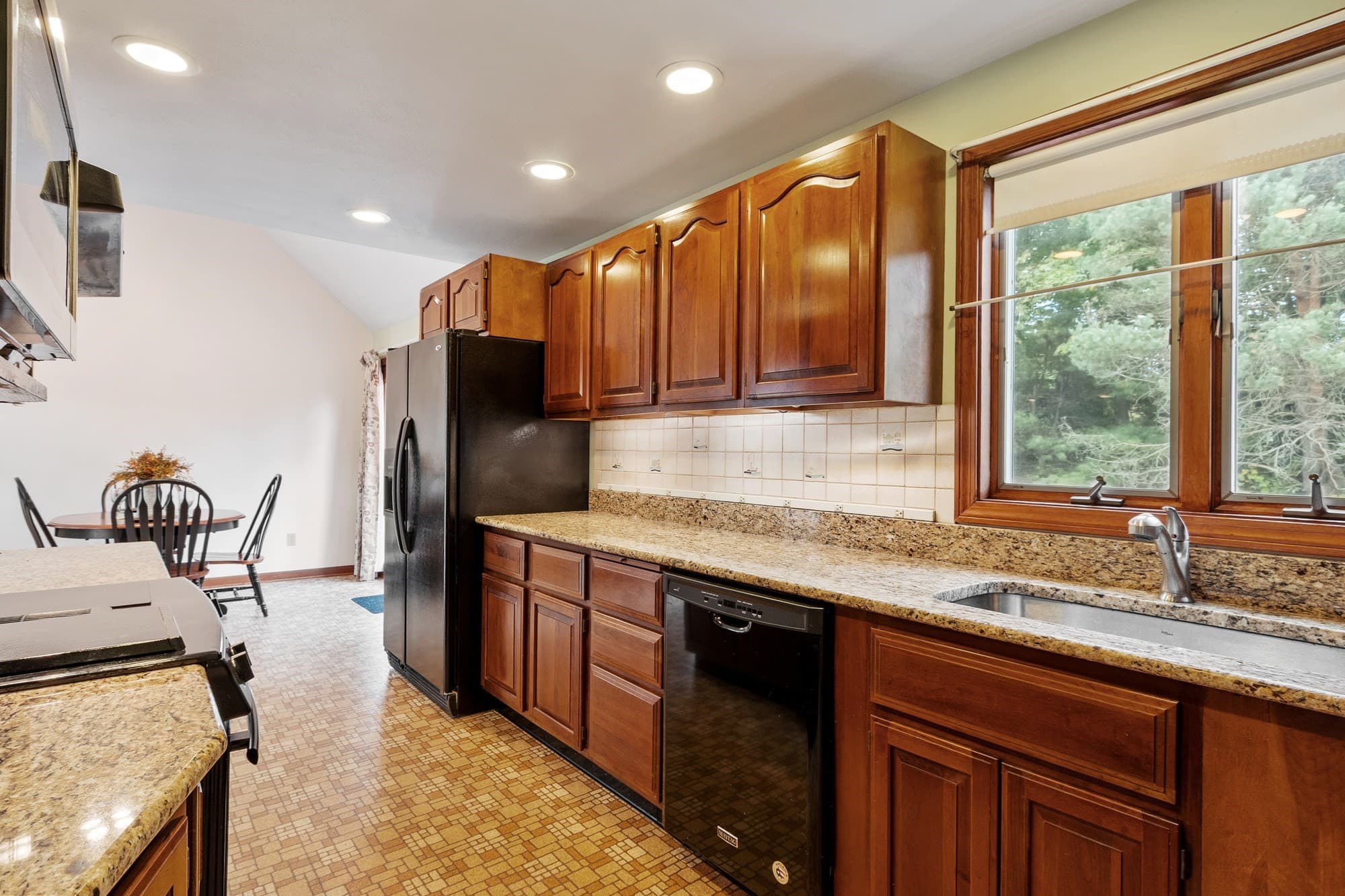 Single Family Residence at 3 Meadowbrook Dr, West Boylston MA 01583, West Boylston, photo 26 of 42