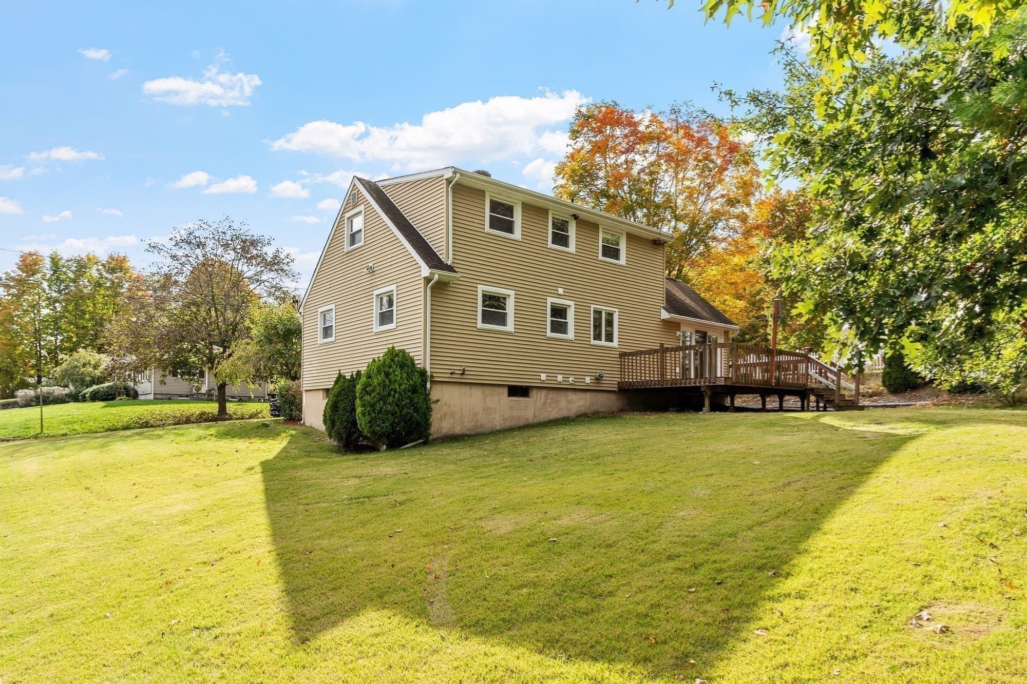 Single Family Residence at 3 Meadowbrook Dr, West Boylston MA 01583, West Boylston, photo 10 of 42