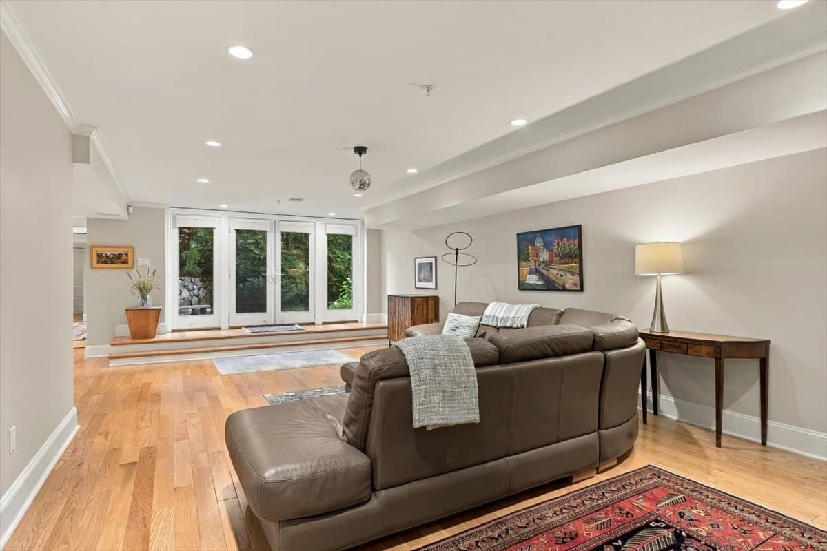 Condominium at 2 Heron Way # 2, Hingham MA 02043, Hingham, photo 27 of 33