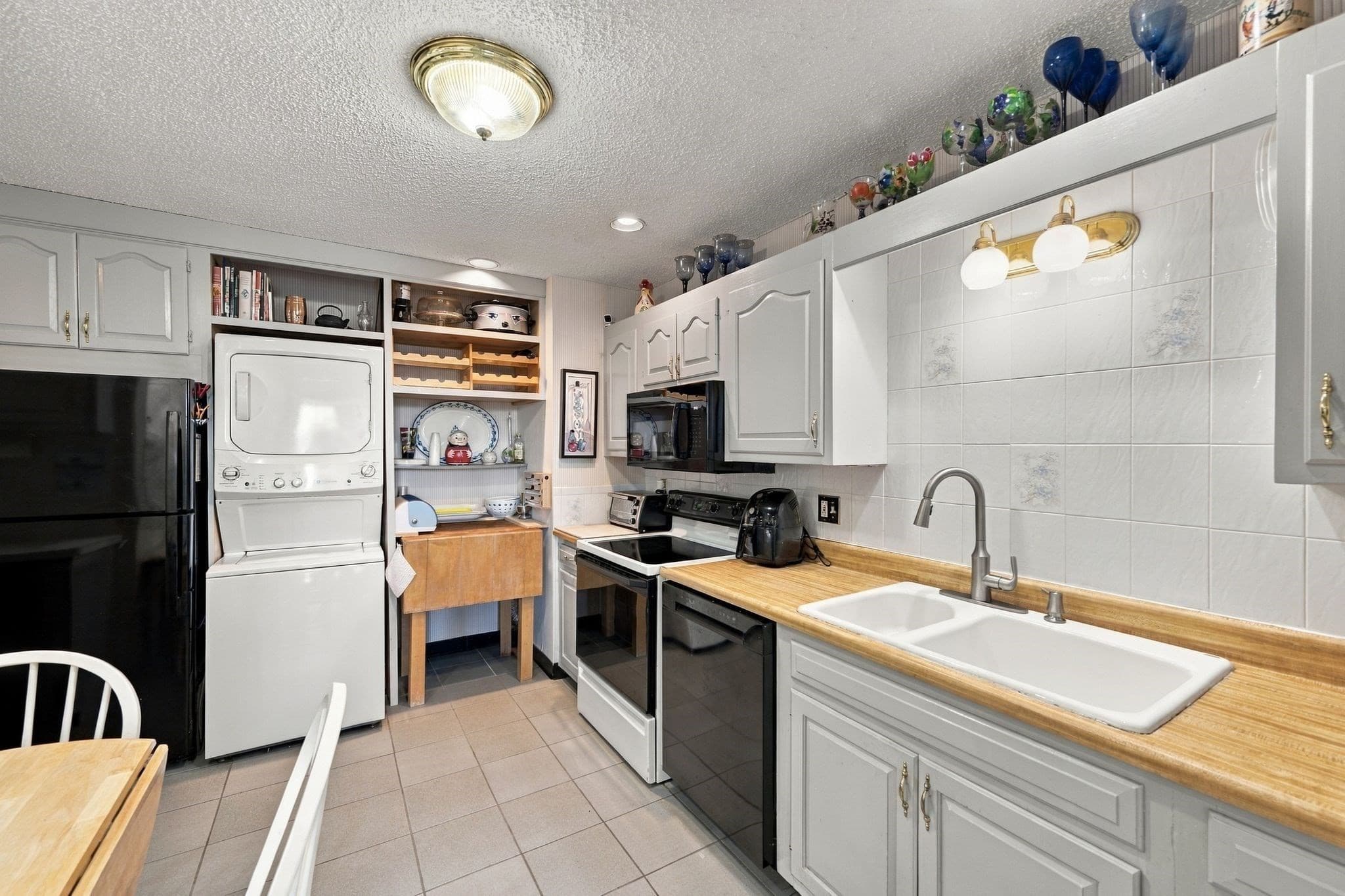 Condominium at 40 Village Rd # 1611, Middleton MA 01949, Middleton, photo 18 of 38