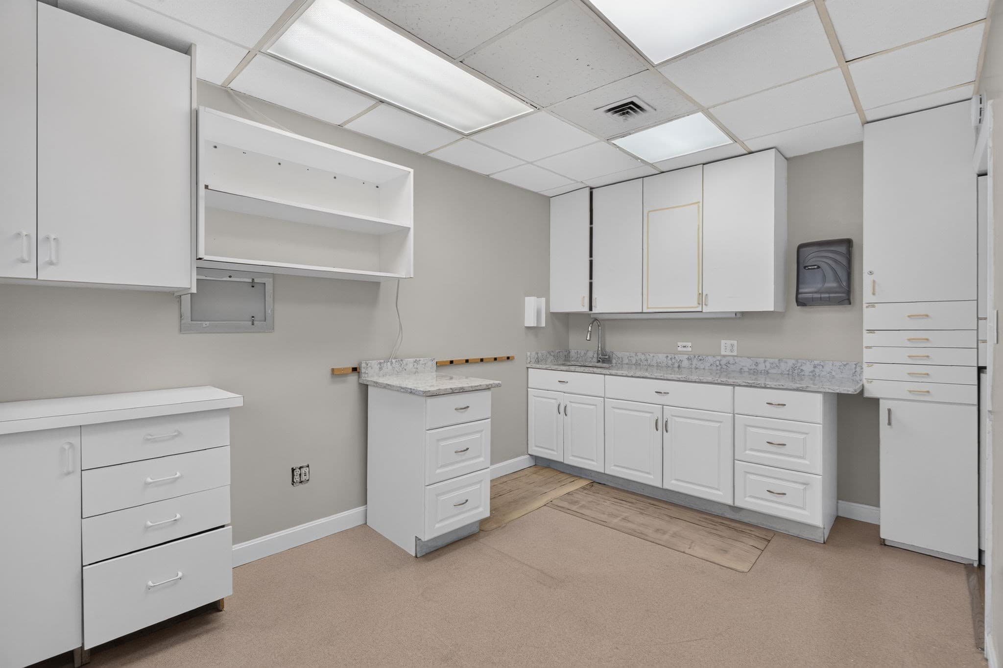 Commercial Sale at 1051 Beacon St # 8, Brookline MA 02446, photo 18 of 39