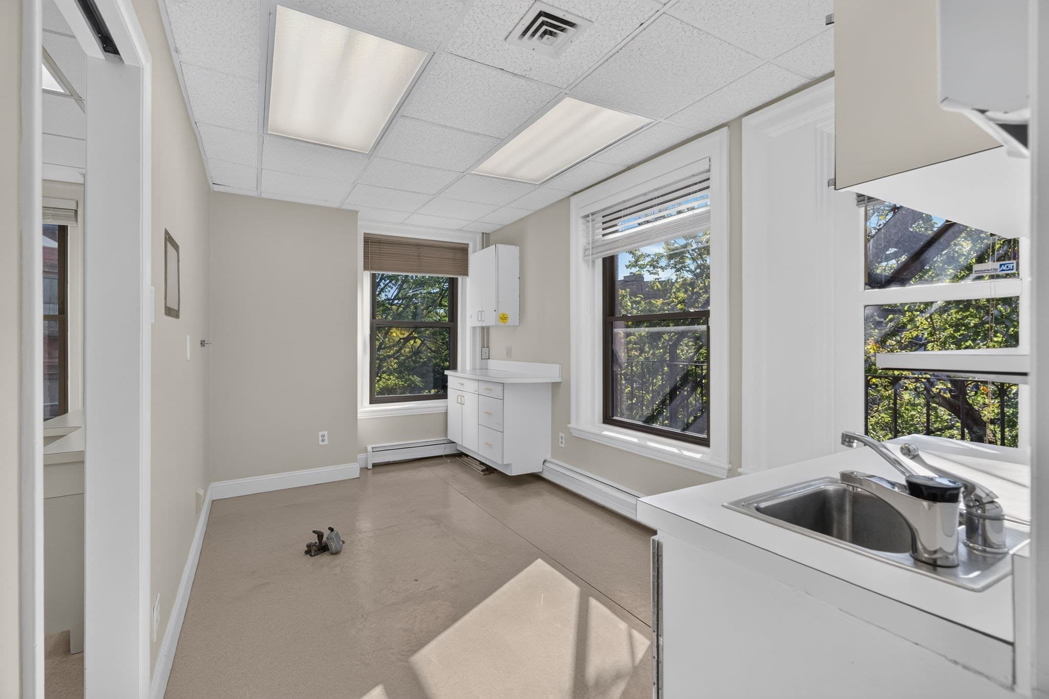 Commercial Sale at 1051 Beacon St # 8, Brookline MA 02446, photo 19 of 39
