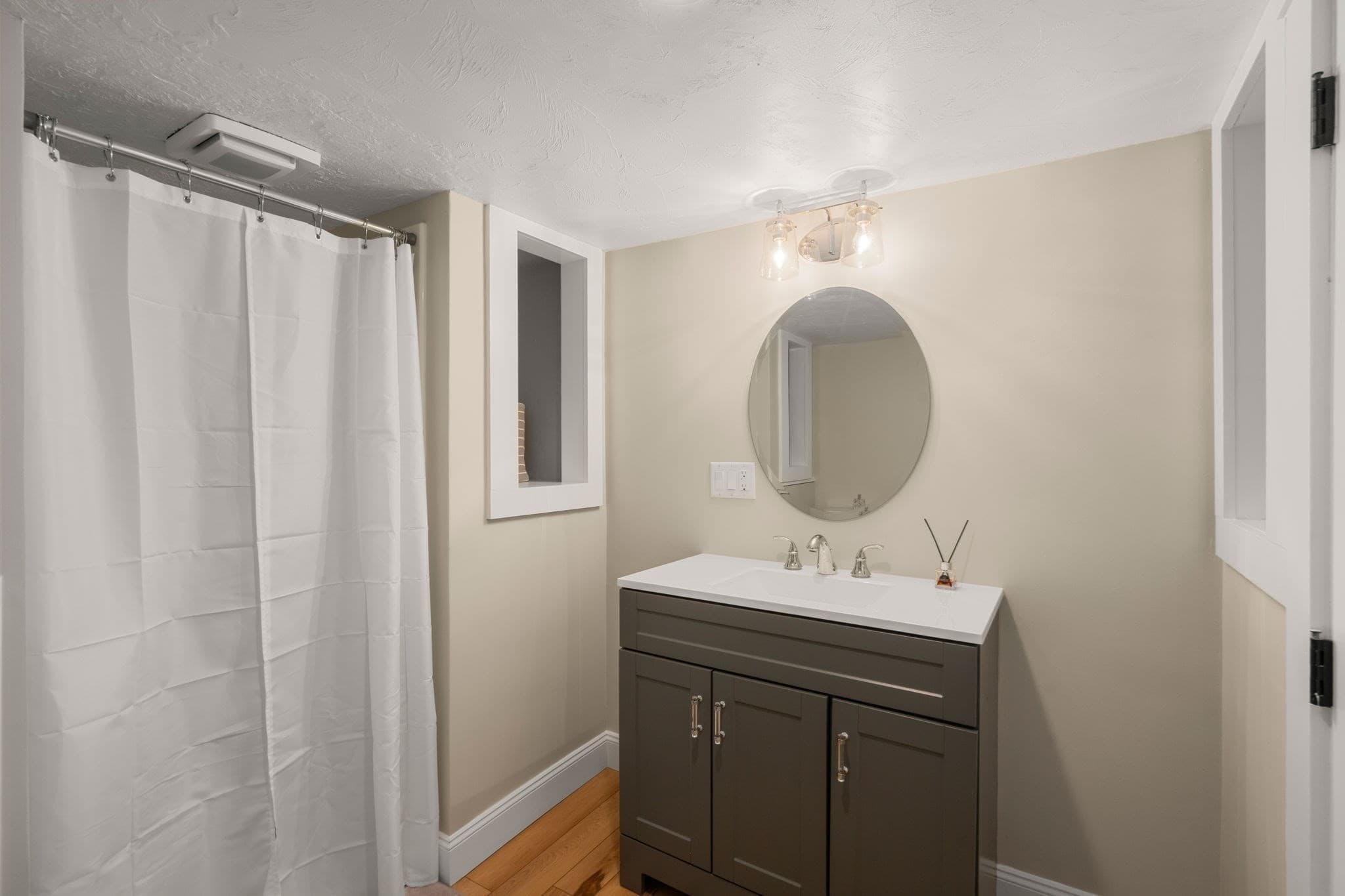 Single Family Residence at 18 Holly Berry Trl, Norwell MA 02061, photo 28 of 34