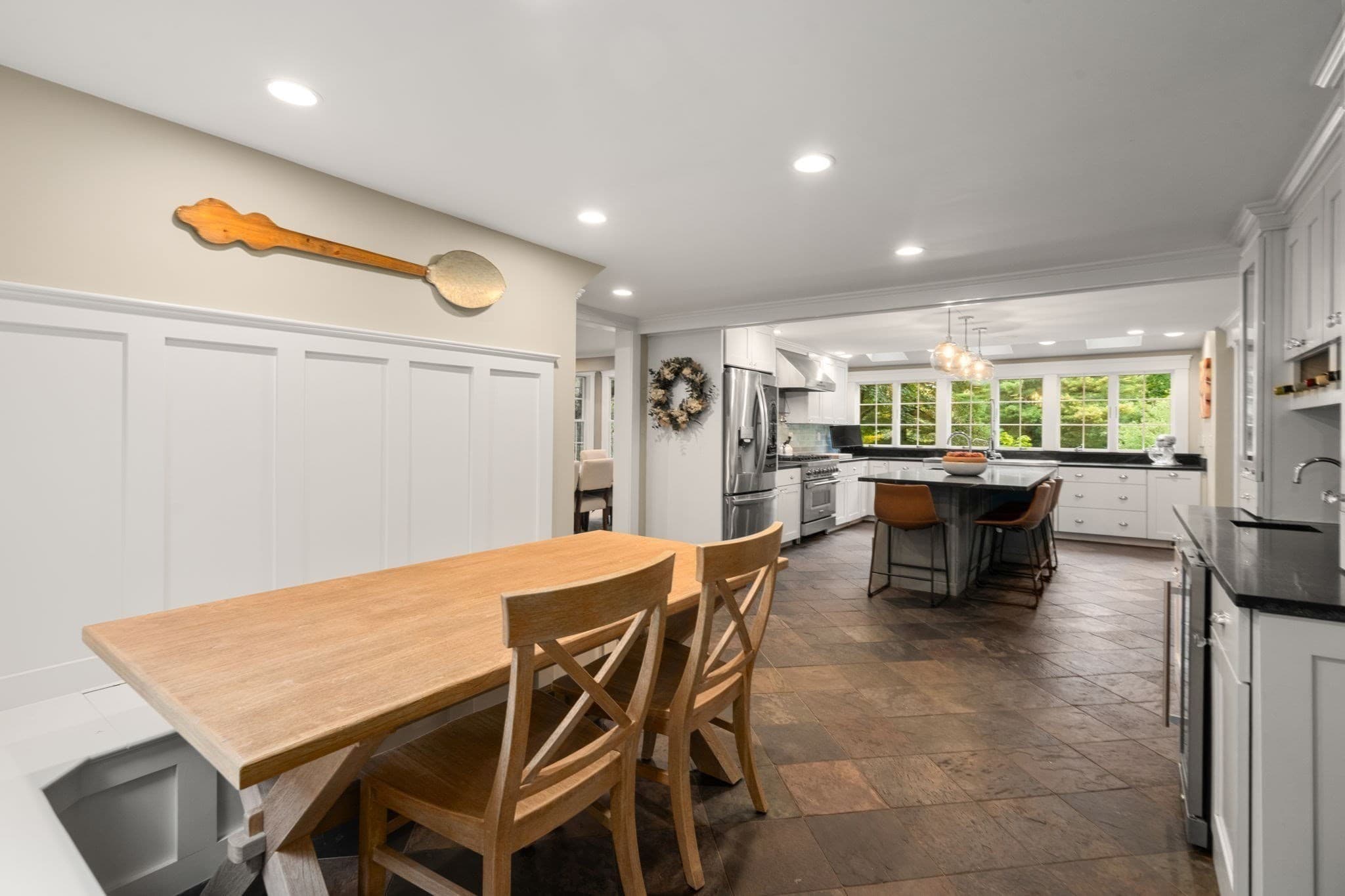 Single Family Residence at 18 Holly Berry Trl, Norwell MA 02061, photo 9 of 34