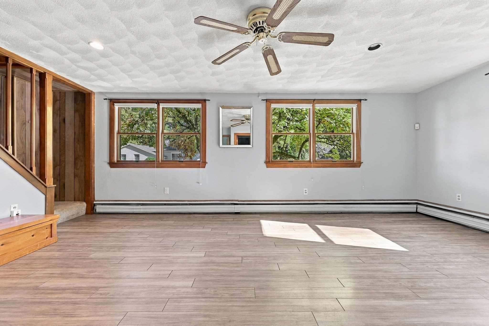 Single Family Residence at 8 Selwyn Rd, Peabody MA 01960, photo 15 of 38