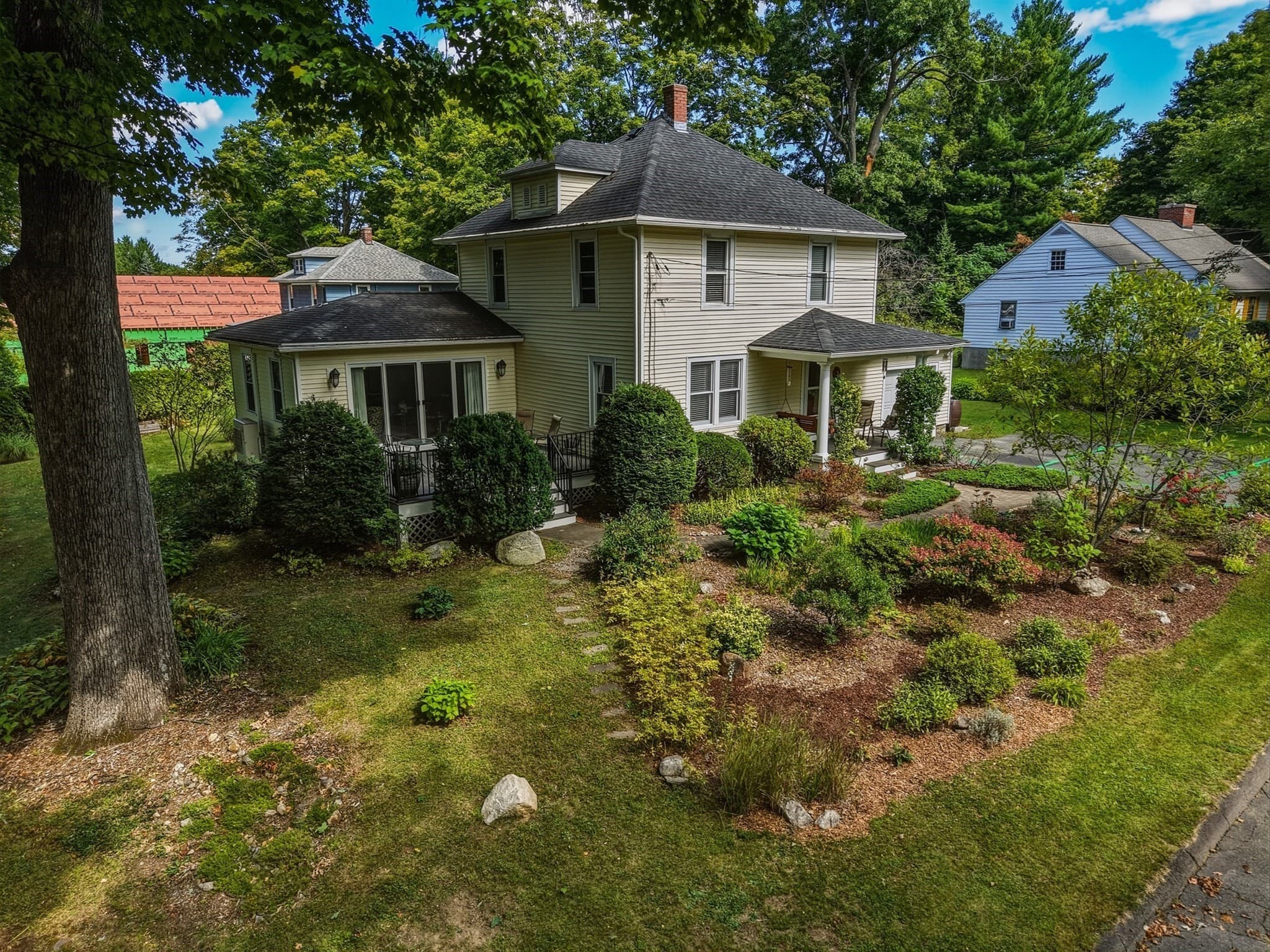 40 Howes St, Northampton MA 01062