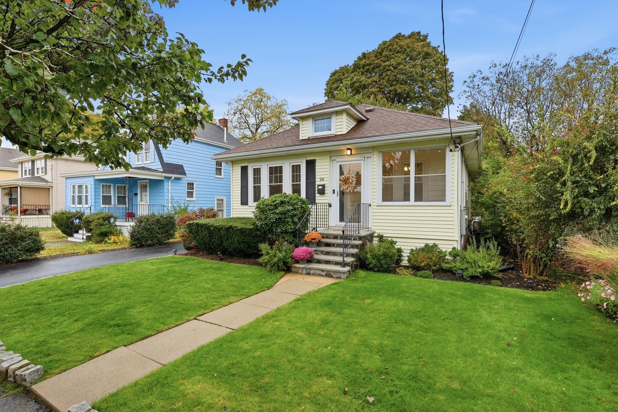 Single Family Residence at 54 Bruce Road, Waltham MA 02453, Waltham, photo 3 of 38