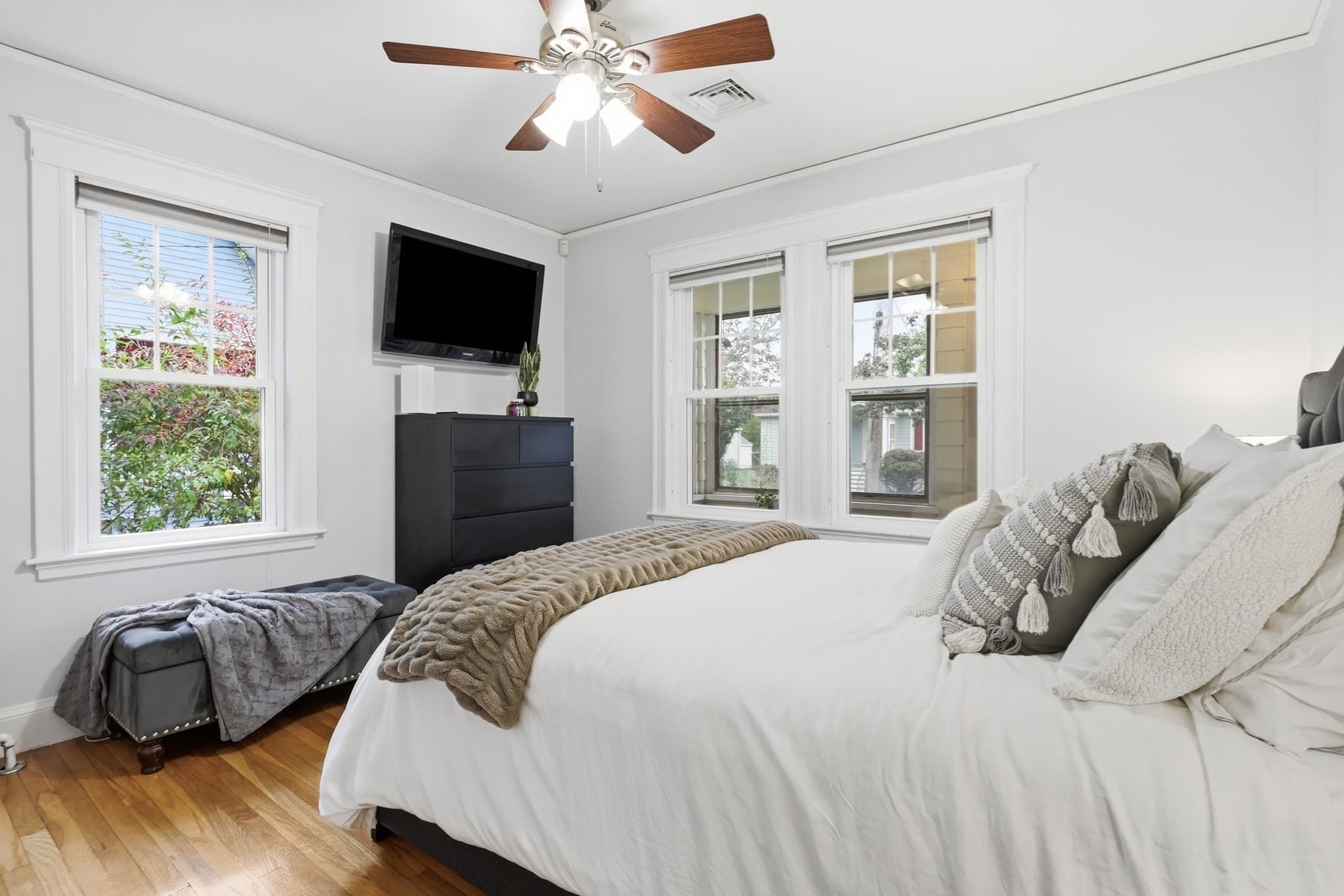 Single Family Residence at 54 Bruce Road, Waltham MA 02453, Waltham, photo 18 of 38