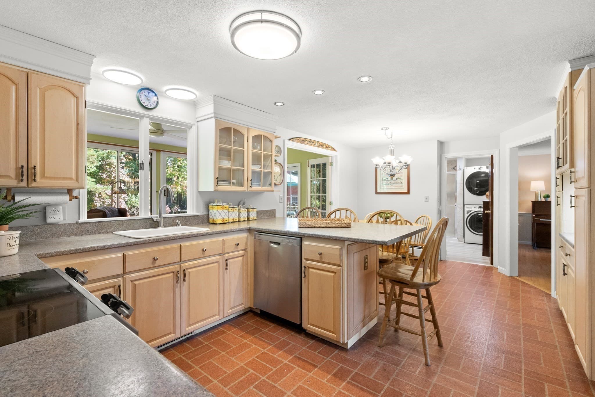 Single Family Residence at 24 Crossbow Ln, North Andover MA 01845, photo 11 of 42
