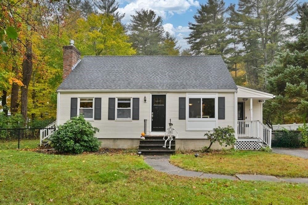 172 Haverhill St, North Reading MA 01864
