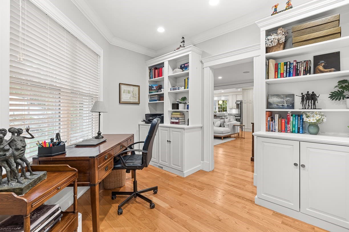 Single Family Residence at 11 Poplar Road, Wellesley MA 02482, photo 17 of 39