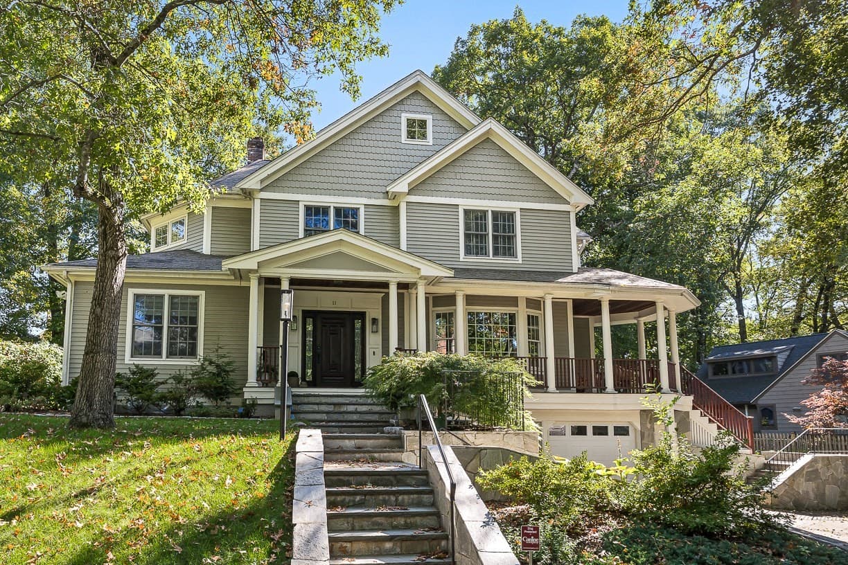 11 Poplar Road, Wellesley MA 02482