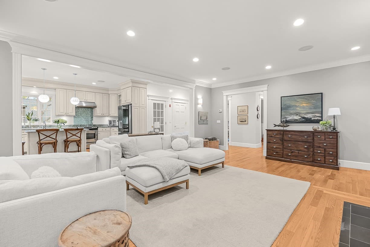 Single Family Residence at 11 Poplar Road, Wellesley MA 02482, photo 11 of 39