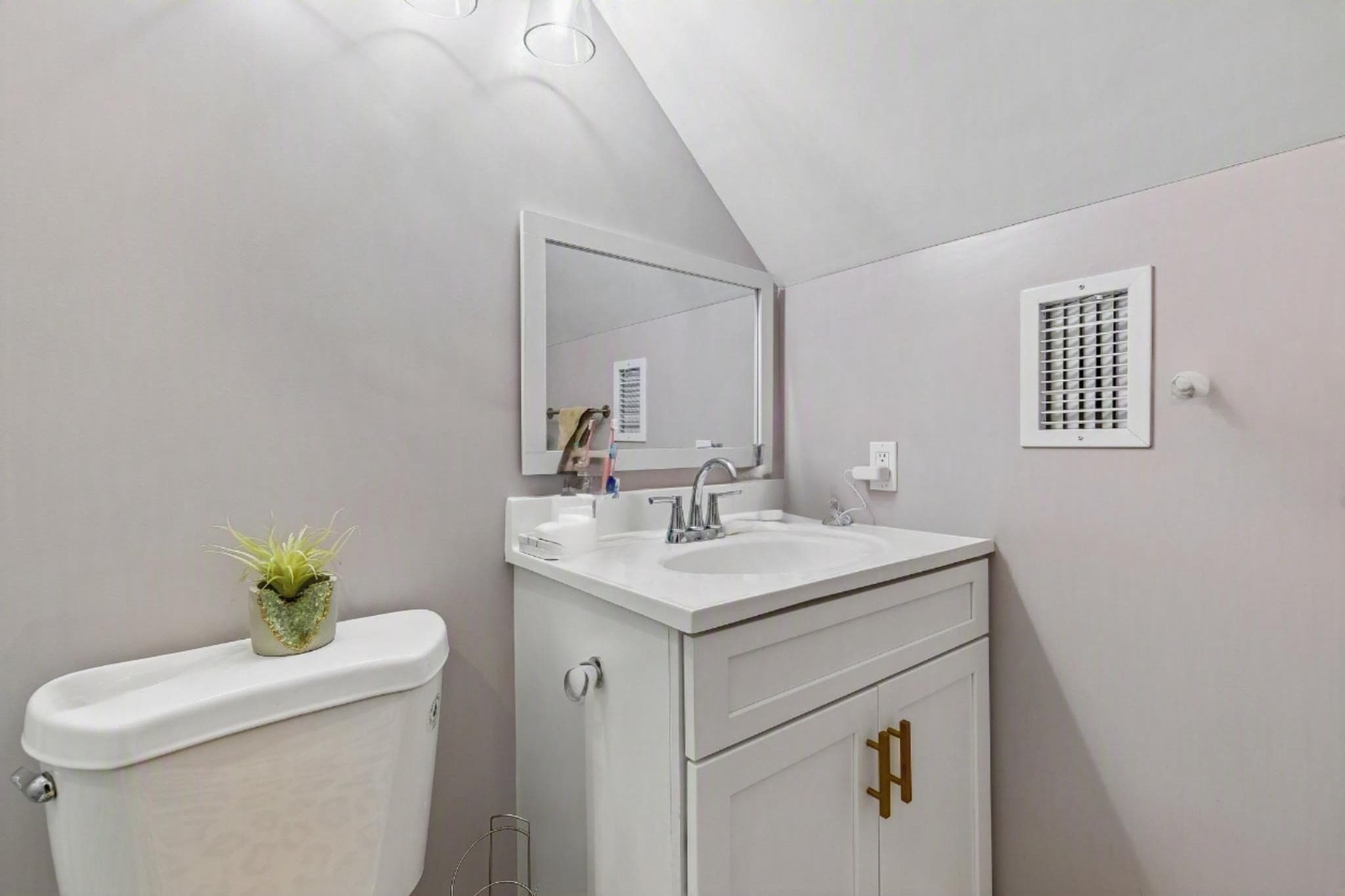 Single Family Residence at 41 Union St # A, Weymouth MA 02190, Weymouth, photo 9 of 27
