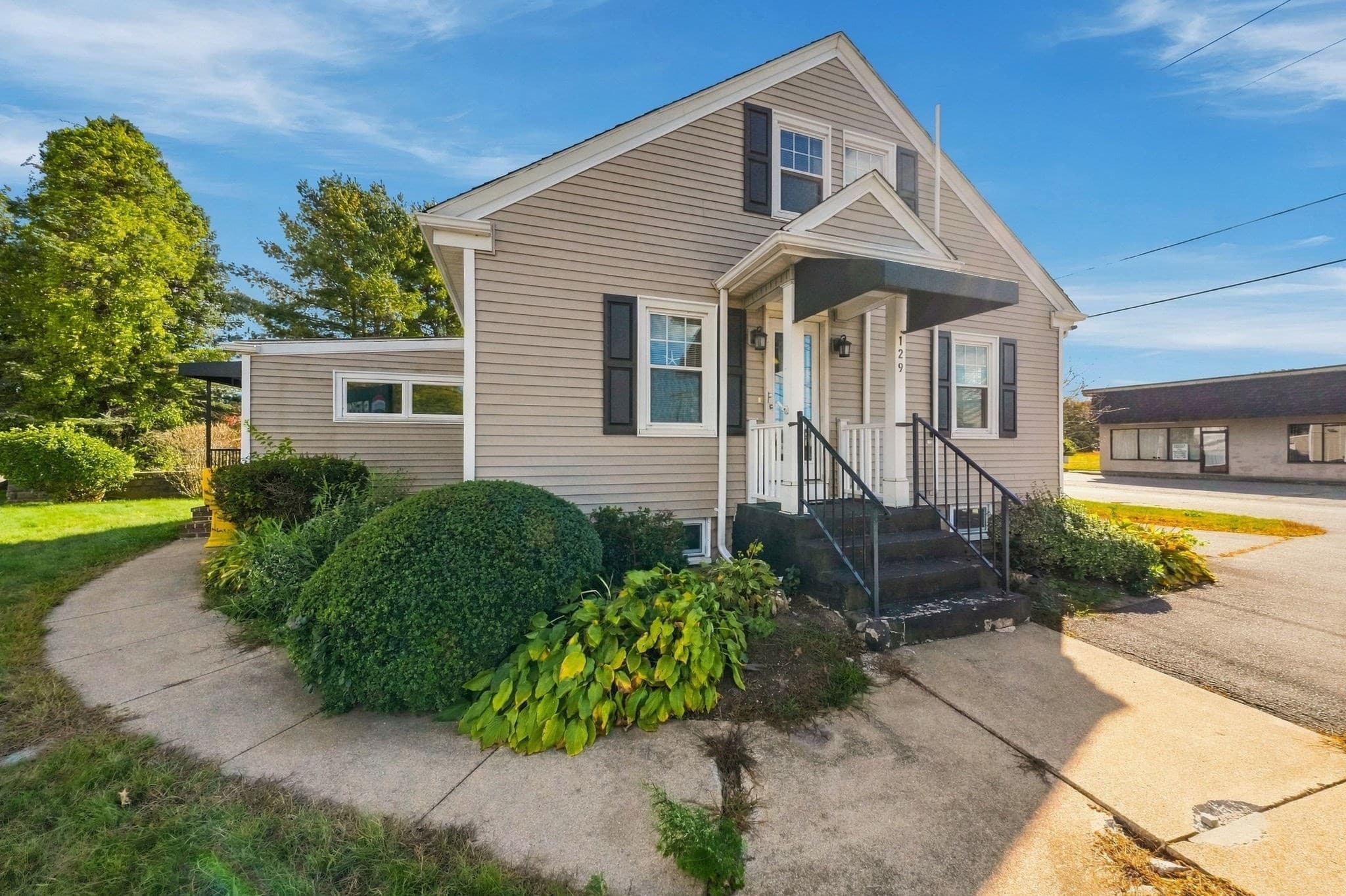 Commercial Sale at 129 Huttleston Ave, Fairhaven MA 02719, photo 3 of 33