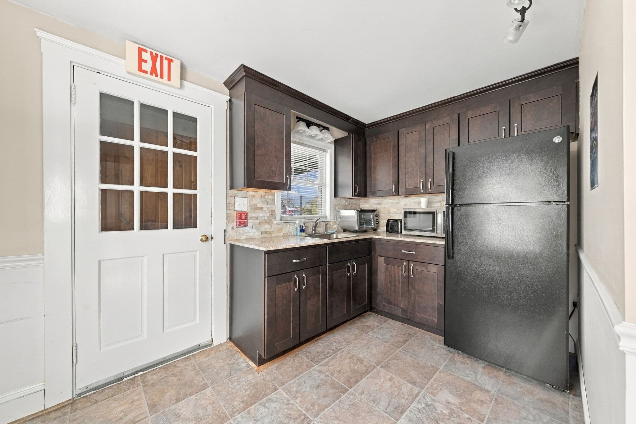 Commercial Sale at 129 Huttleston Ave, Fairhaven MA 02719, photo 8 of 33