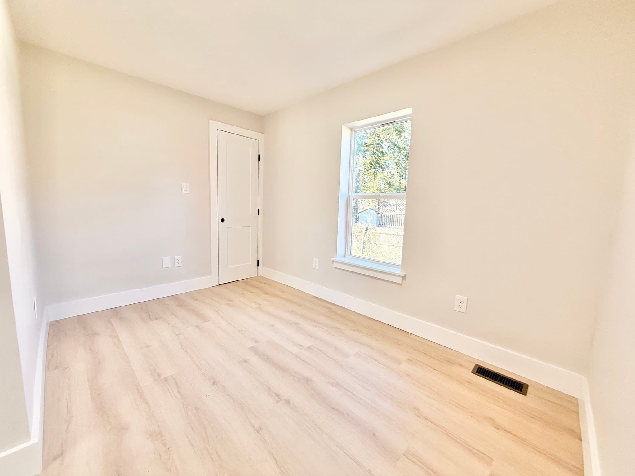 Single Family Residence at 20 Guild Rd, Brockton MA 02302, photo 19 of 42