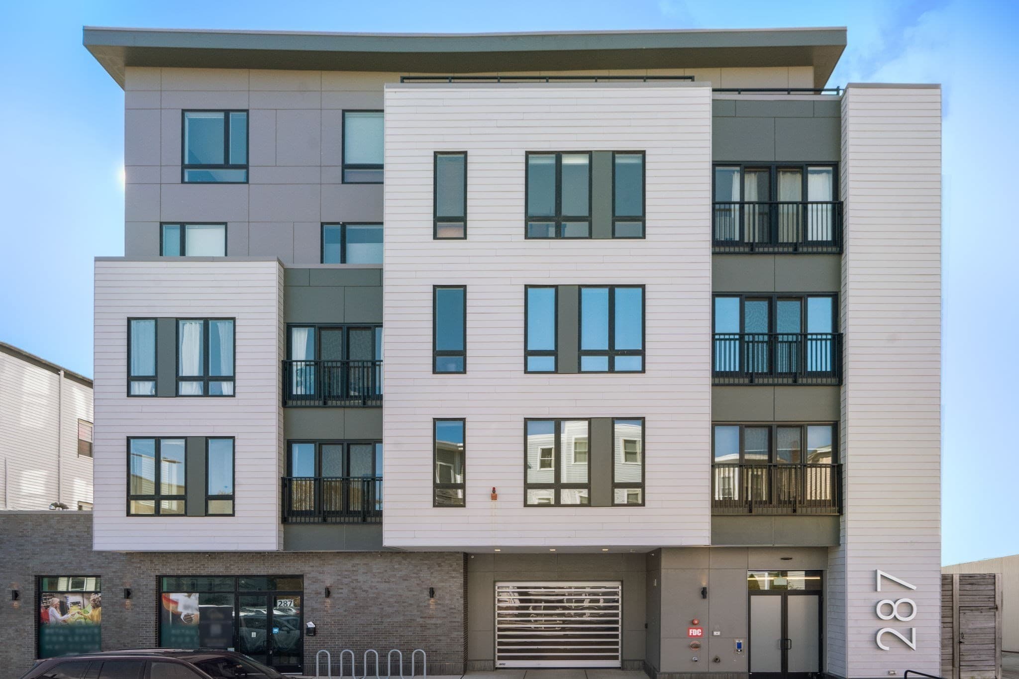 287 Maverick St # 309, Boston MA 02128