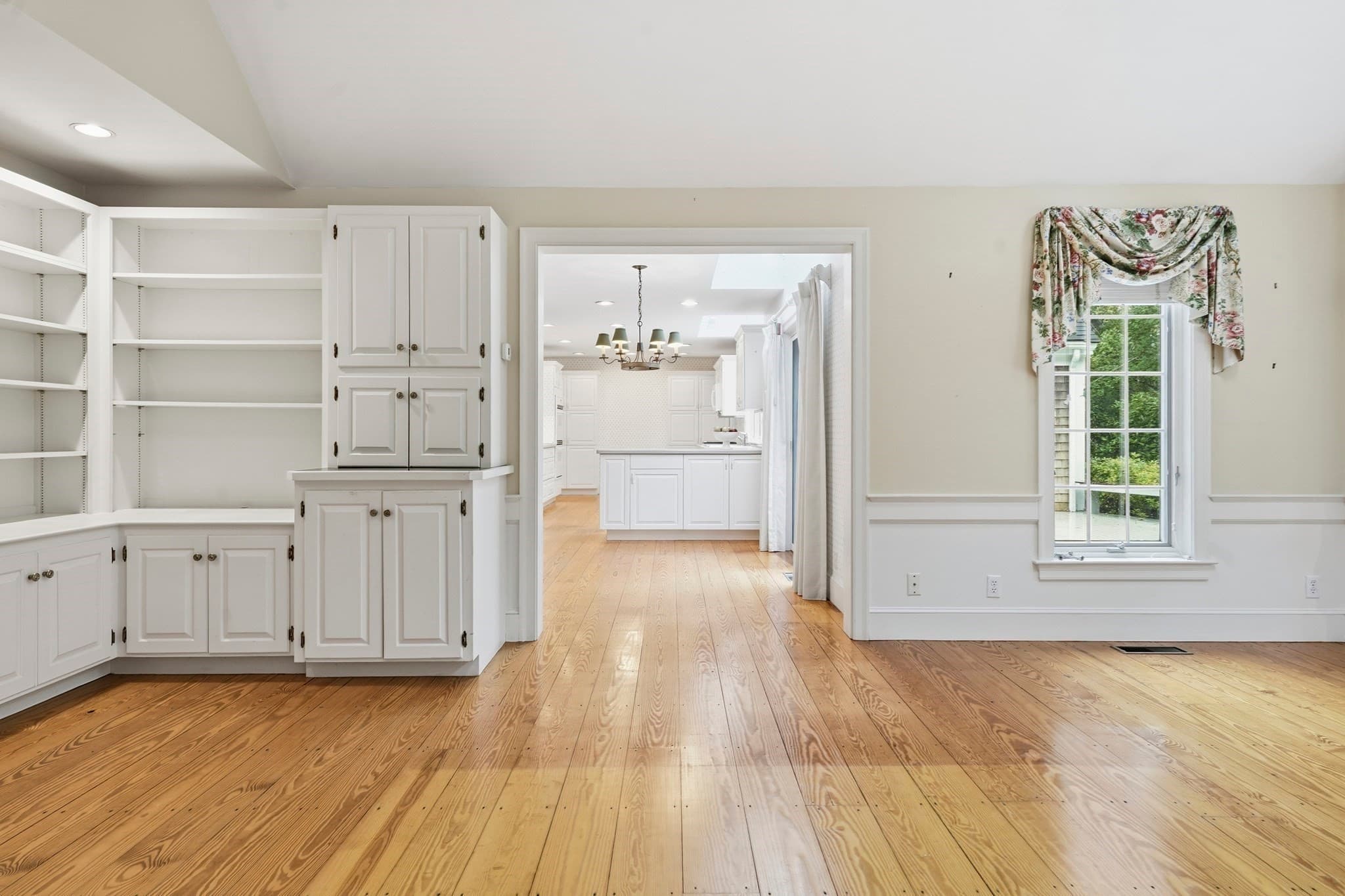 Single Family Residence at 78 Plantingfield Way, Edgartown MA 02568, photo 13 of 41