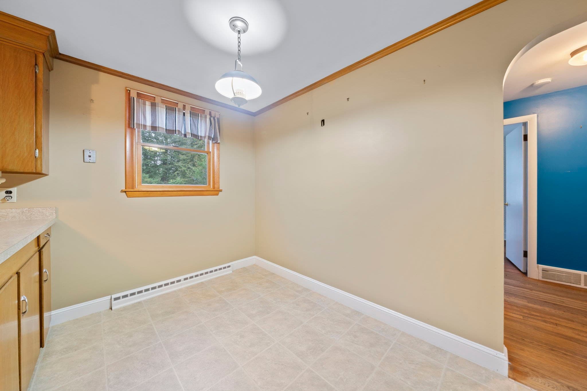 Single Family Residence at 27 Olmsted Terr, Plymouth MA 02360, Plymouth, photo 7 of 42