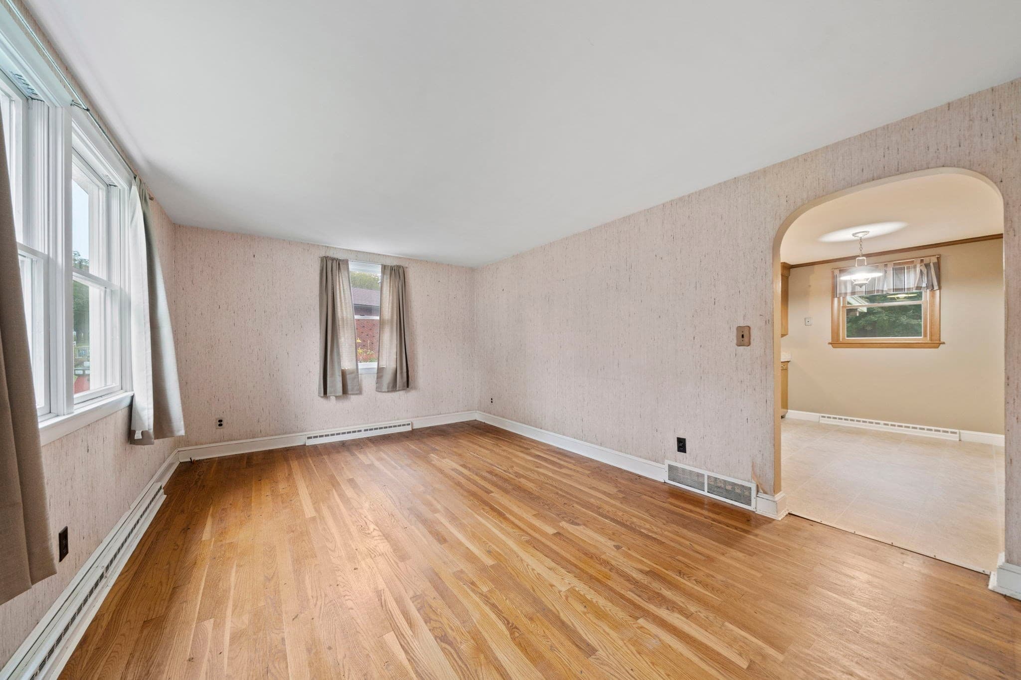 Single Family Residence at 27 Olmsted Terr, Plymouth MA 02360, Plymouth, photo 10 of 42