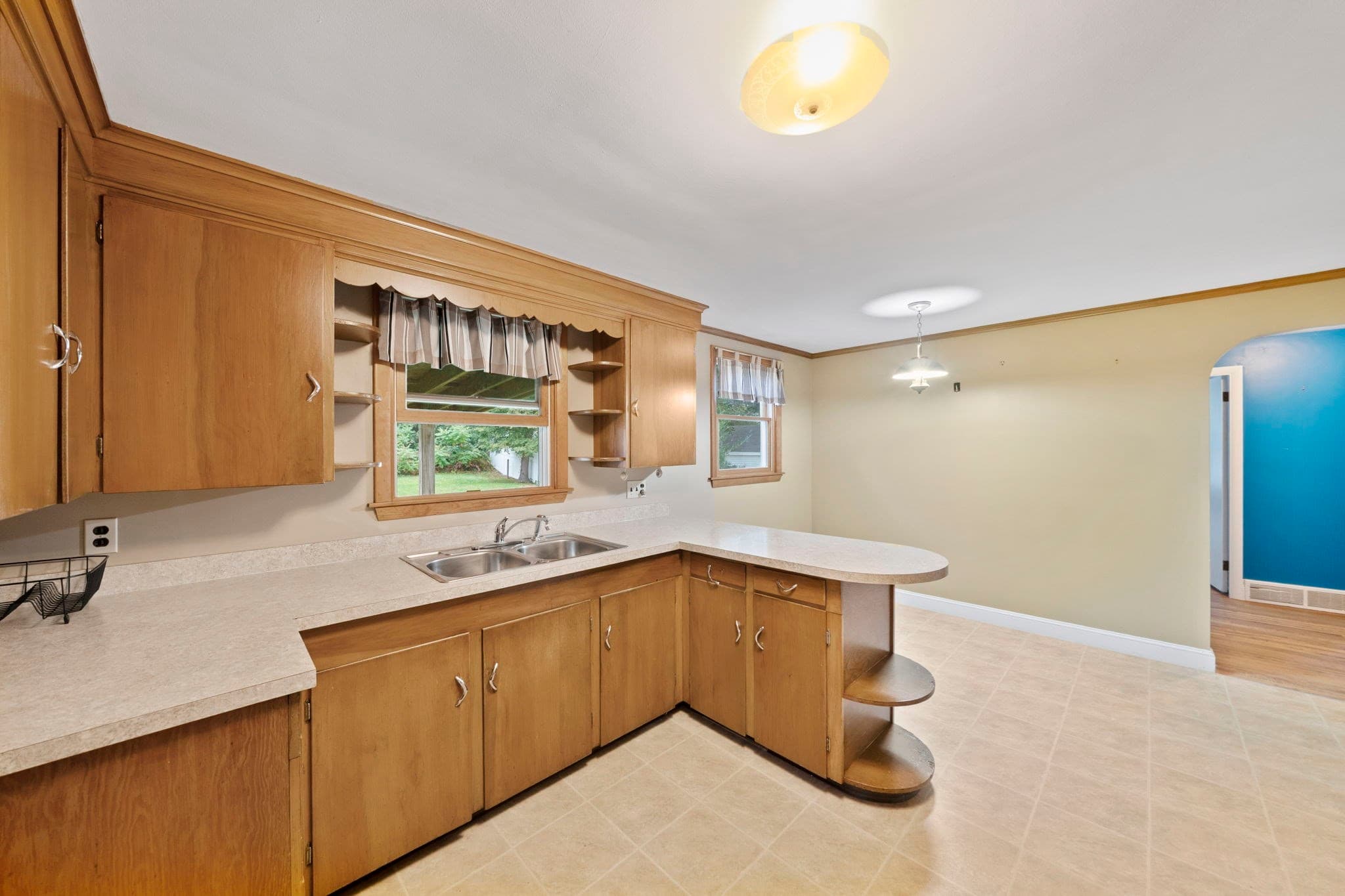 Single Family Residence at 27 Olmsted Terr, Plymouth MA 02360, Plymouth, photo 4 of 42