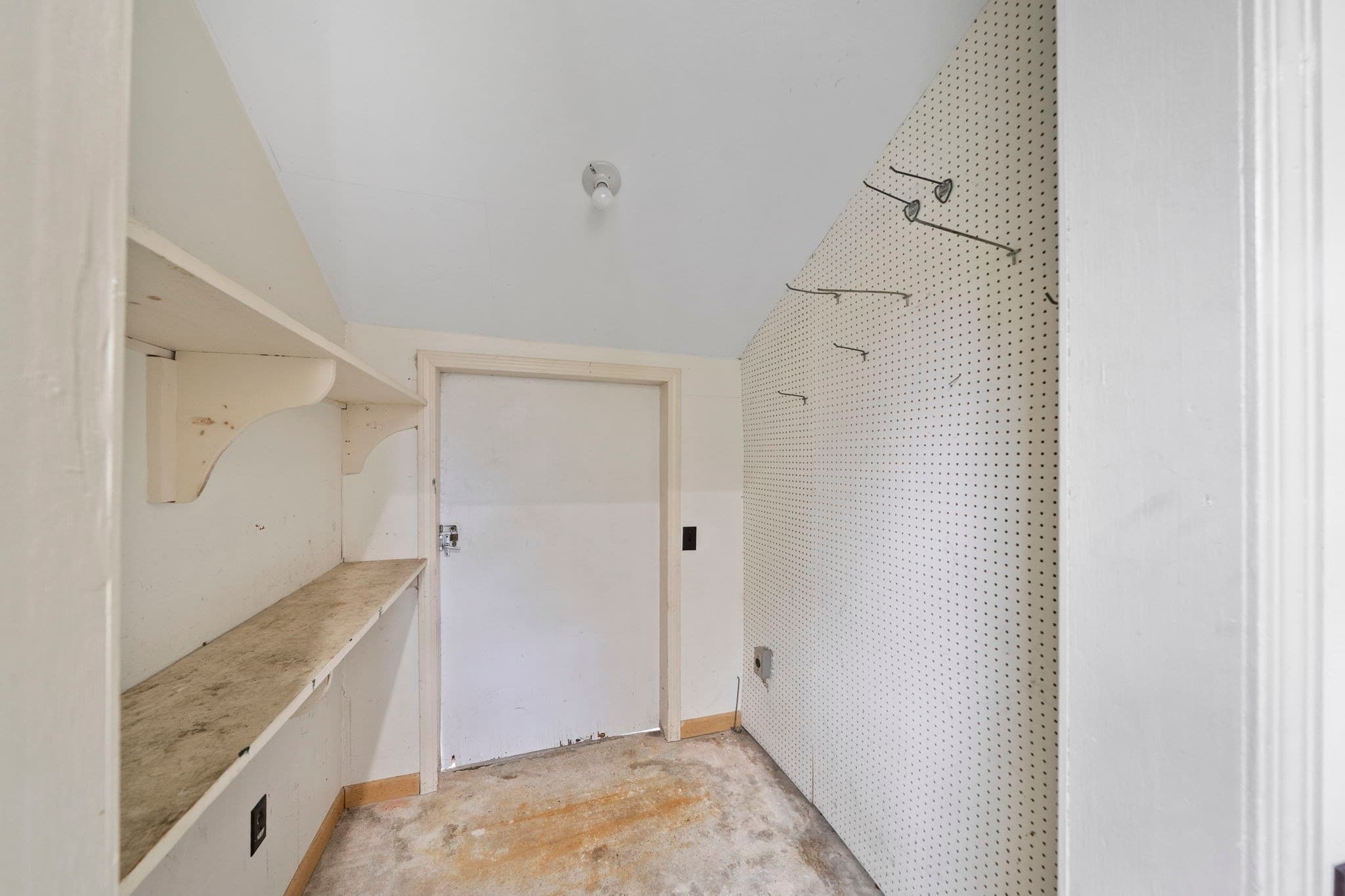 Single Family Residence at 27 Olmsted Terr, Plymouth MA 02360, Plymouth, photo 25 of 42