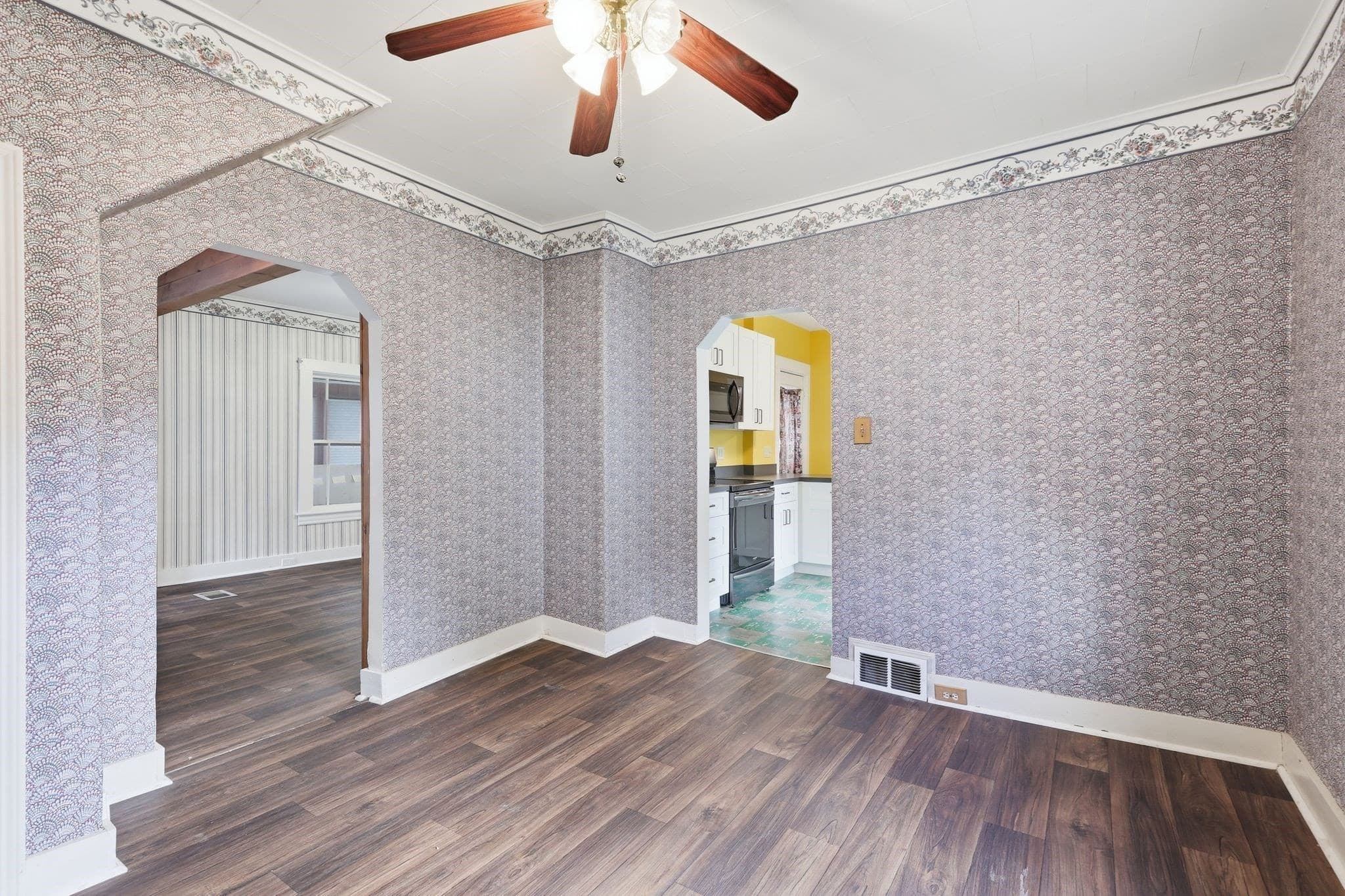 Single Family Residence at 26 Elm St, Greenfield MA 01301, Greenfield, photo 12 of 35