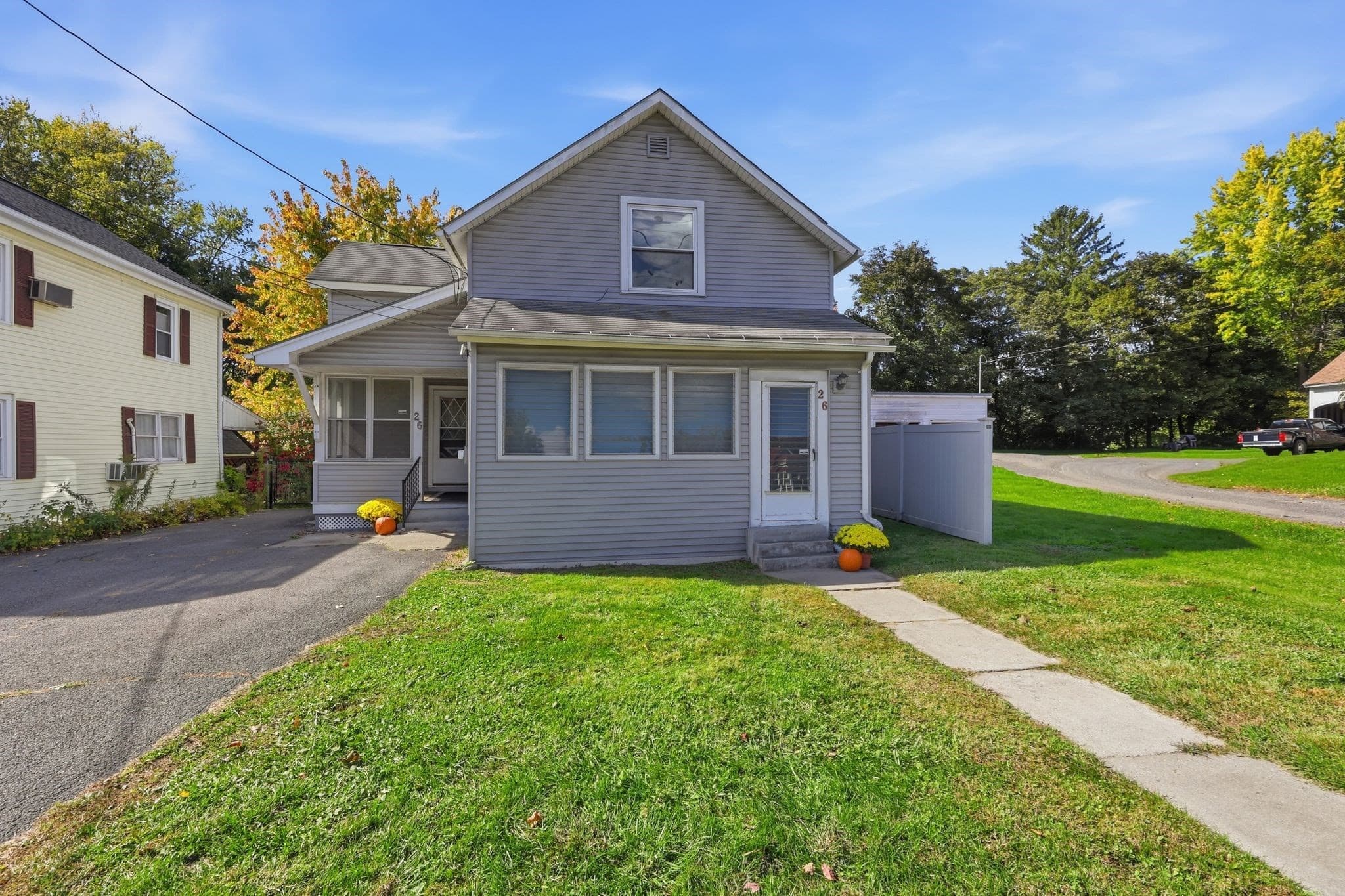 26 Elm St, Greenfield MA 01301