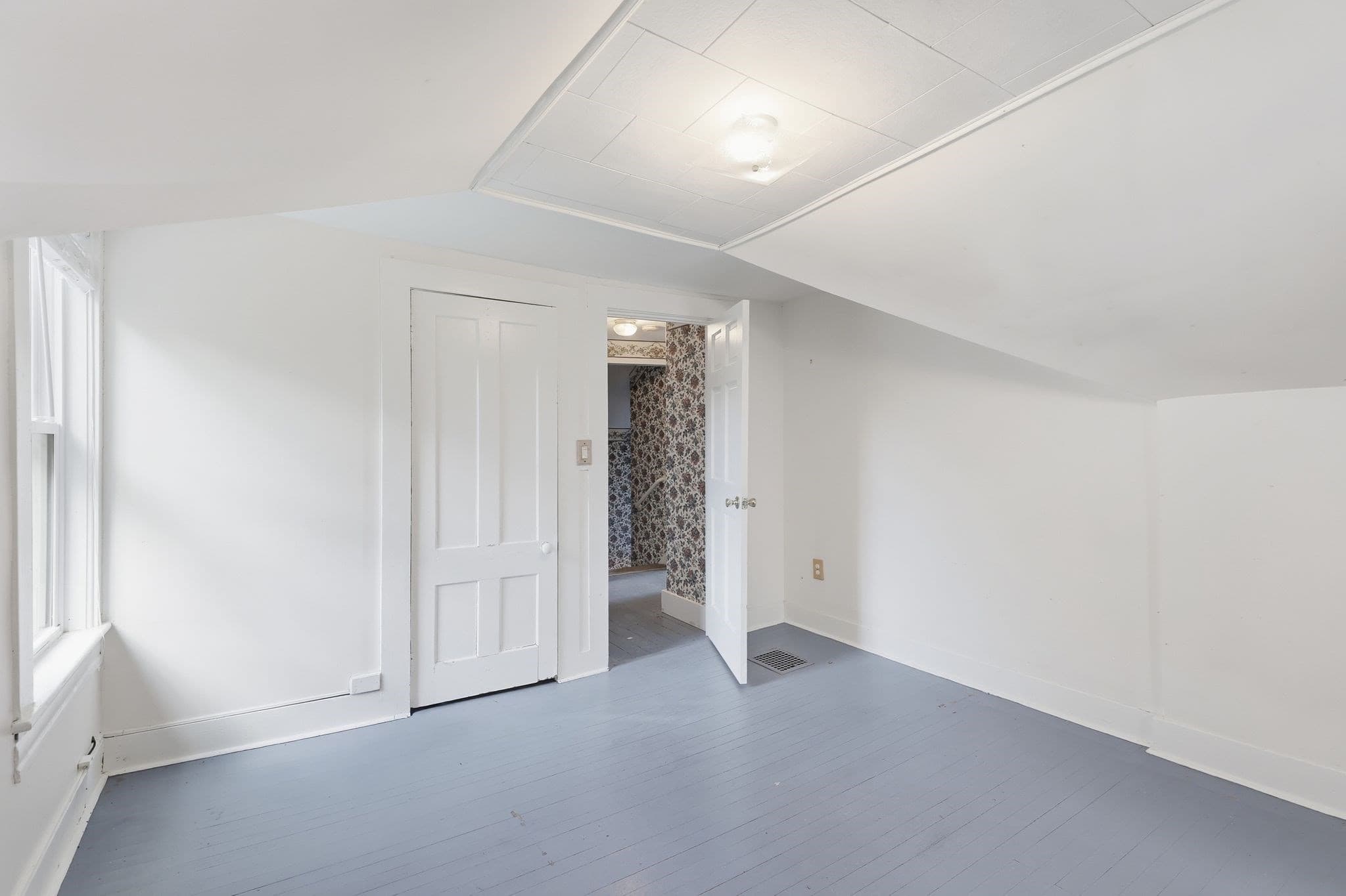 Single Family Residence at 26 Elm St, Greenfield MA 01301, Greenfield, photo 20 of 35