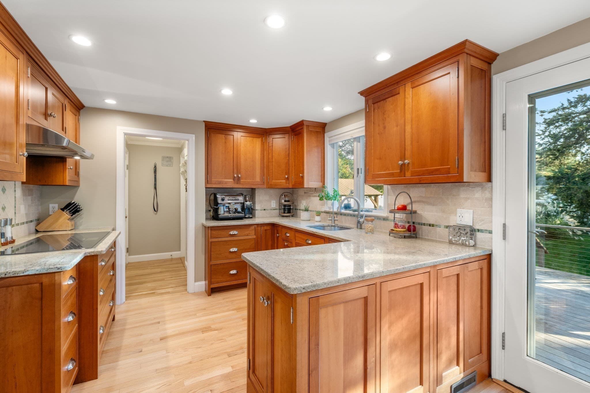 Single Family Residence at 5 Juniper Lane, Medfield MA 02052, Medfield, photo 7 of 42