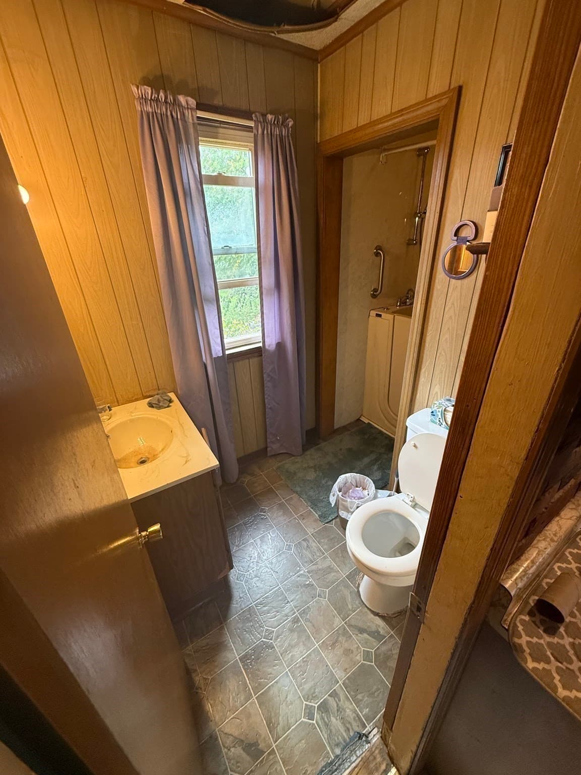 Single Family Residence at 23 Elliot St, Chicopee MA 01020, Chicopee, photo 13 of 39