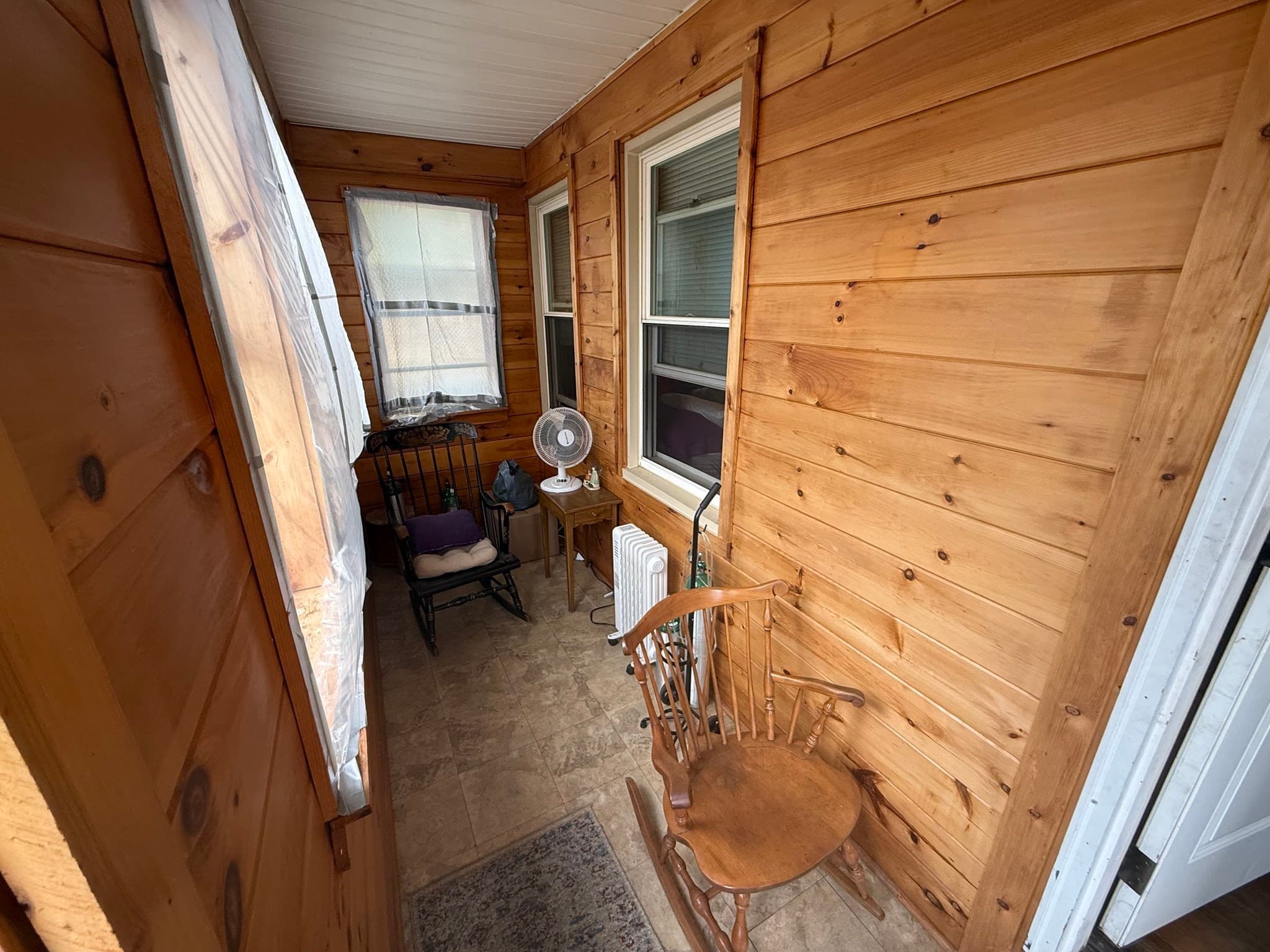 Single Family Residence at 23 Elliot St, Chicopee MA 01020, Chicopee, photo 5 of 39