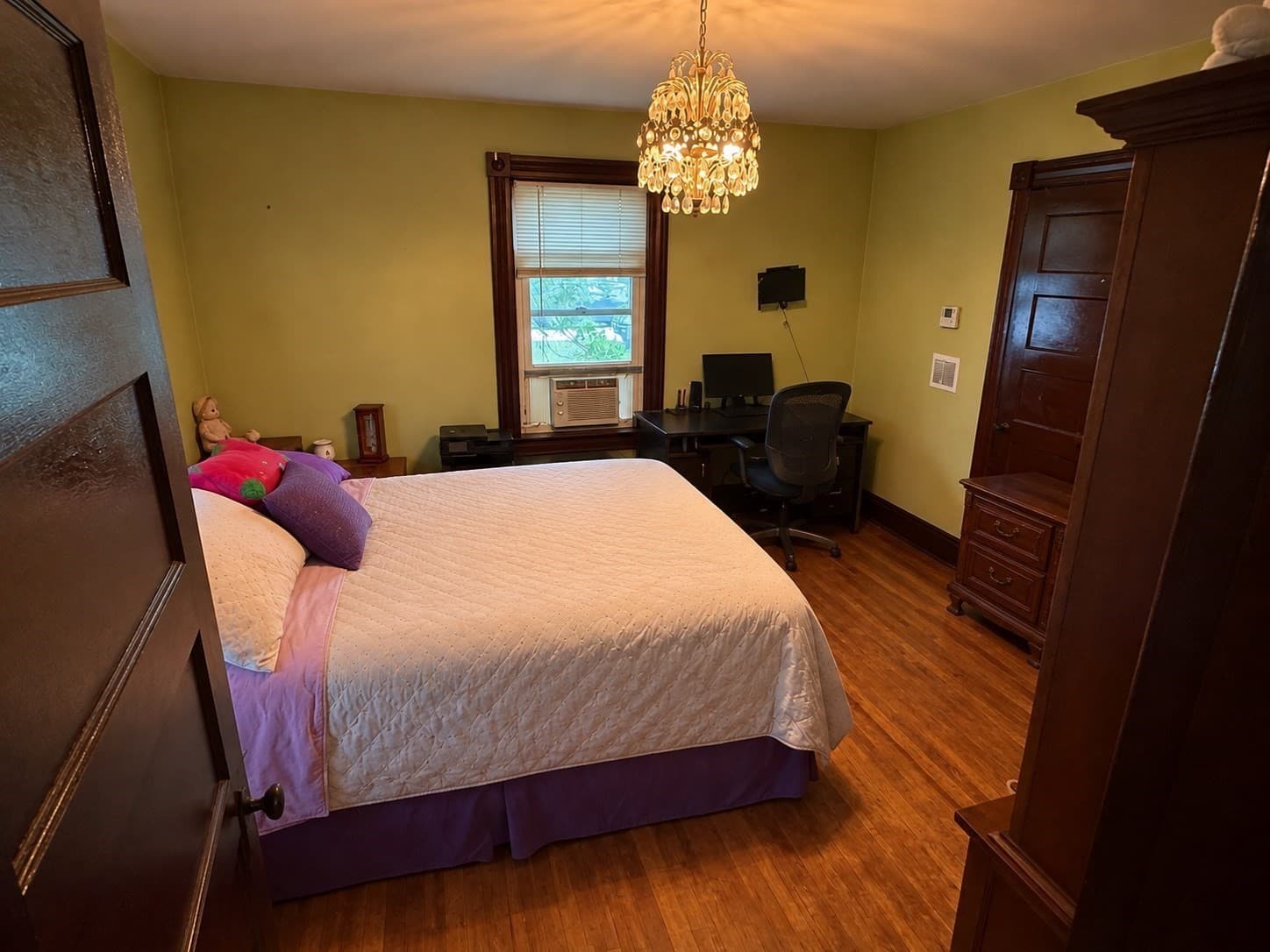 Single Family Residence at 23 Elliot St, Chicopee MA 01020, Chicopee, photo 9 of 39