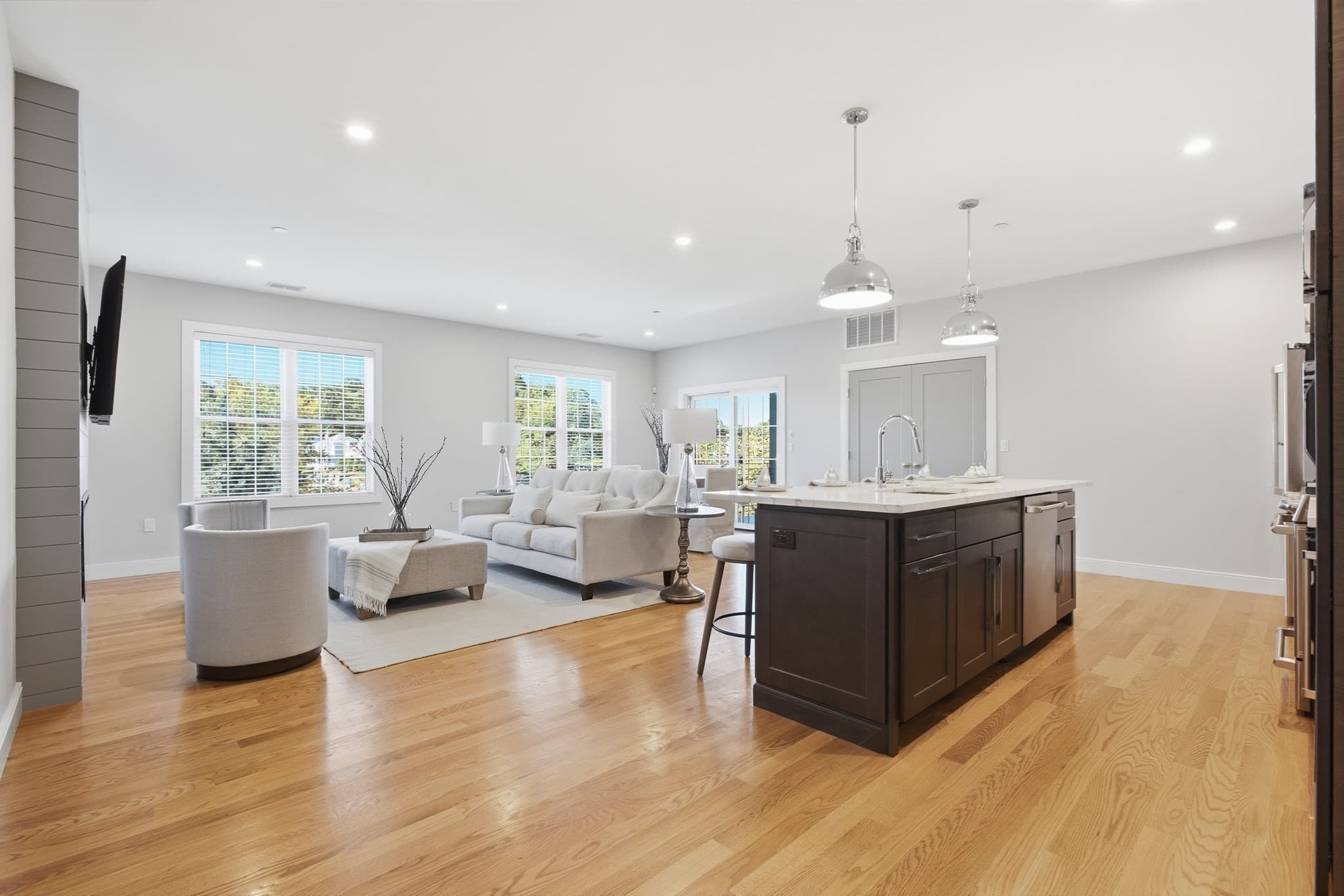 Condominium at 178 Robertson St # 7, Quincy MA 02169, Quincy, photo 6 of 42