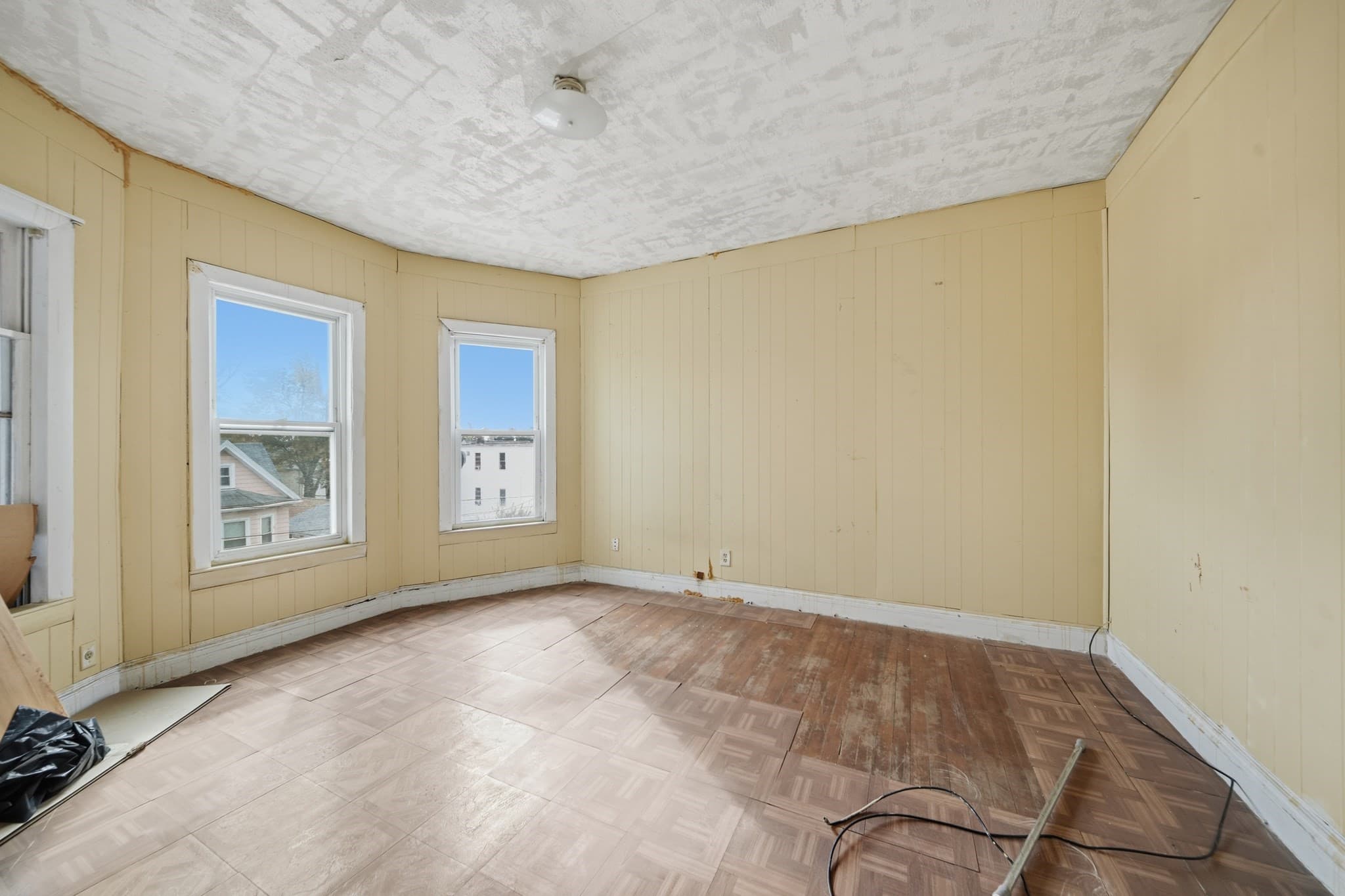 3 Family - 3 Units Up/Down at 86 Francis, Everett MA 02149, photo 27 of 36