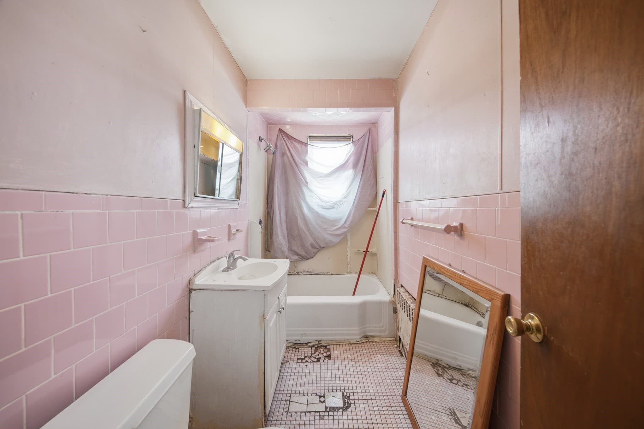 3 Family - 3 Units Up/Down at 86 Francis, Everett MA 02149, photo 32 of 36
