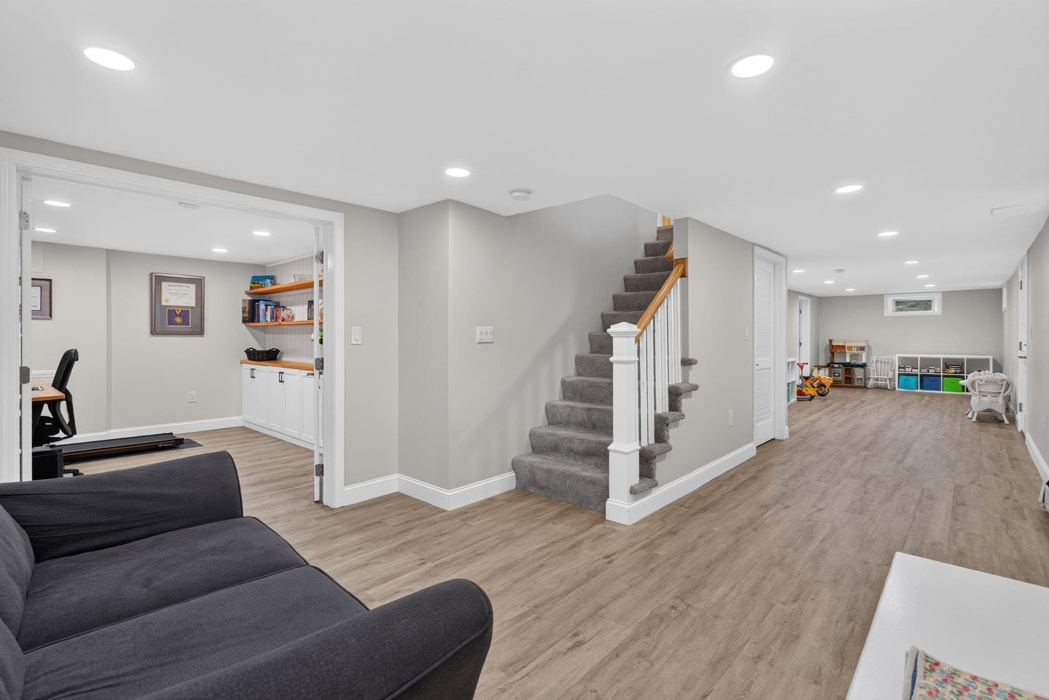Single Family Residence at 29 Hiram Rd, Framingham MA 01701, photo 22 of 38