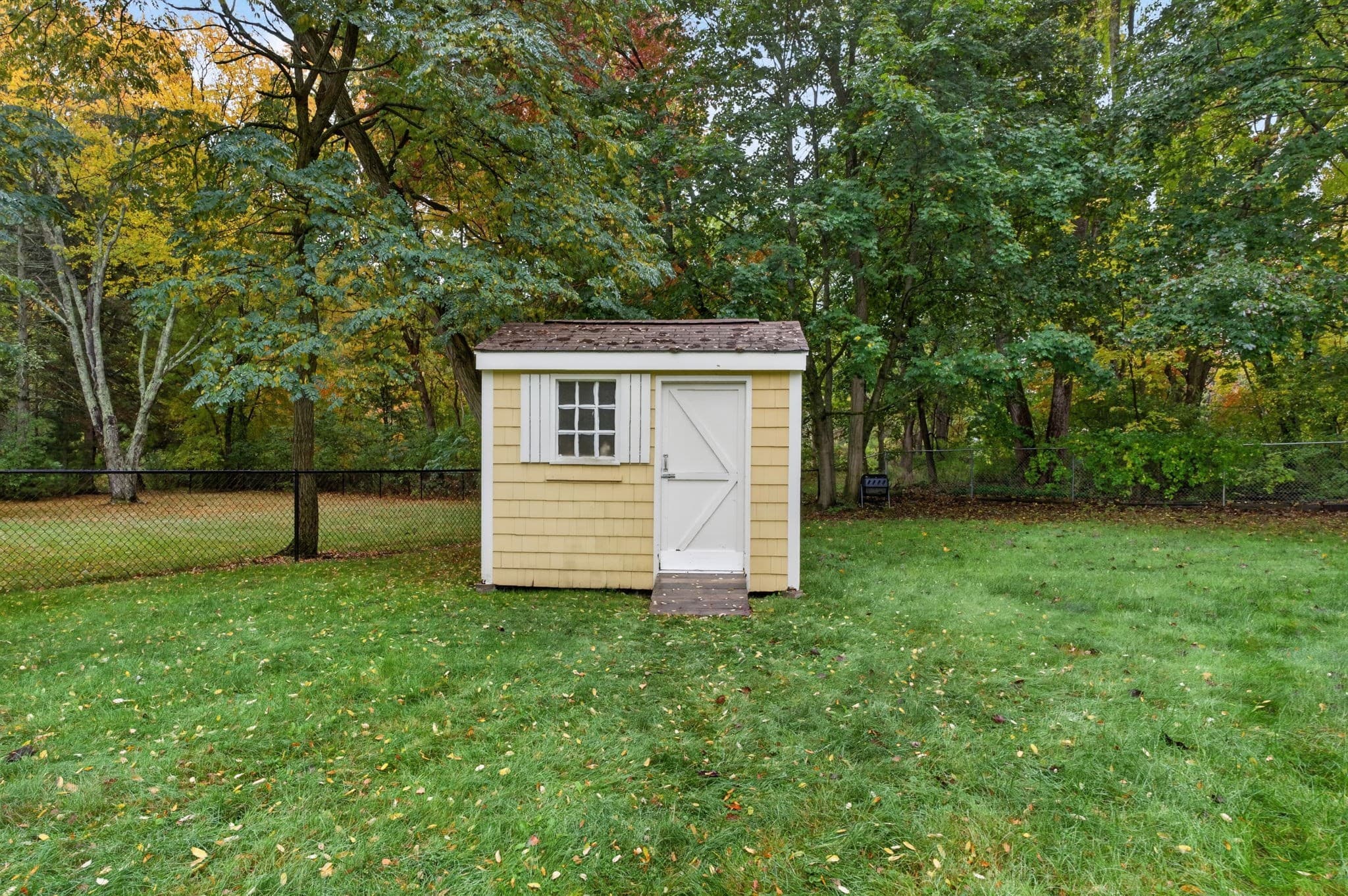 Single Family Residence at 29 Hiram Rd, Framingham MA 01701, photo 36 of 38