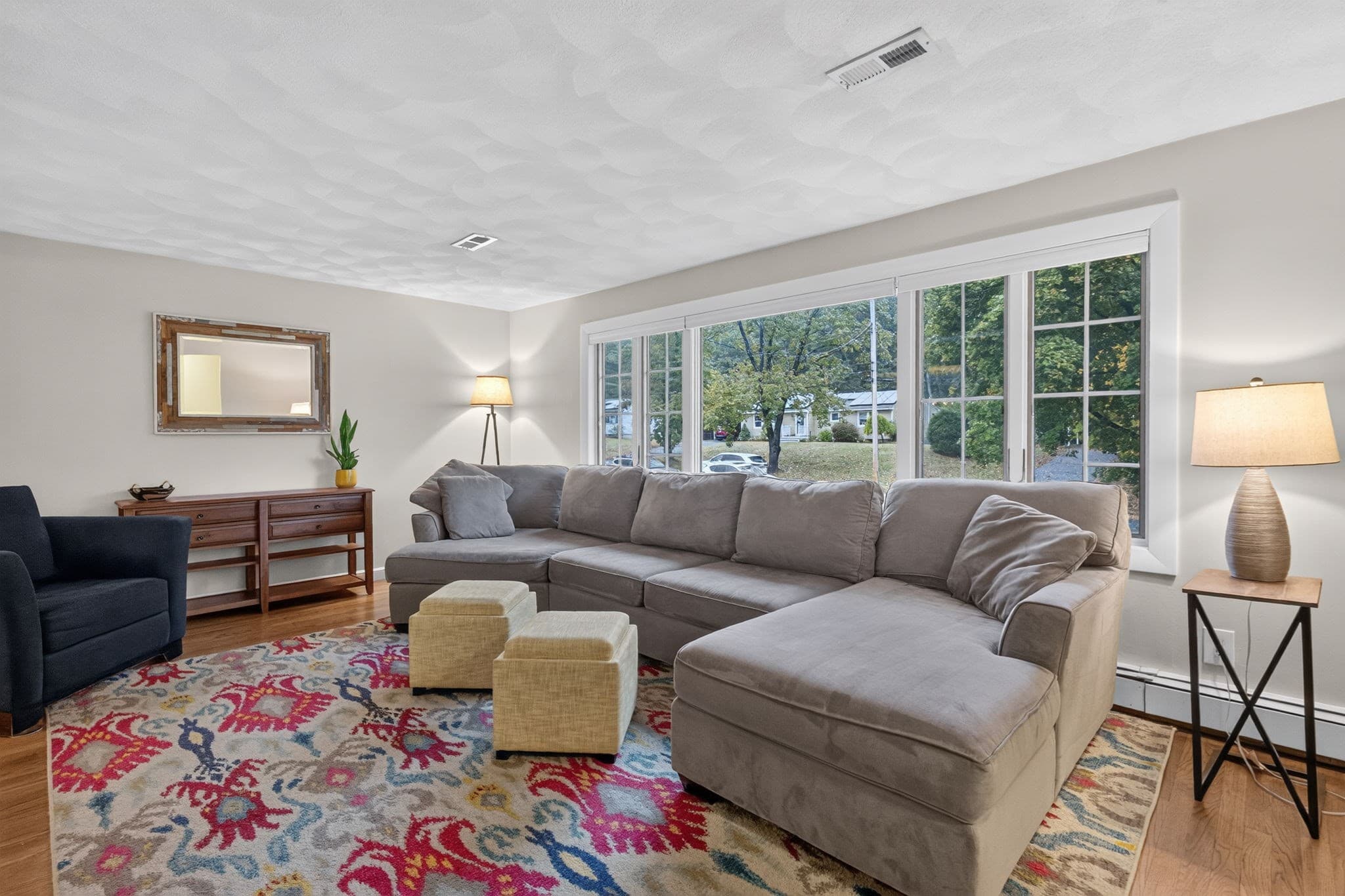 Single Family Residence at 29 Hiram Rd, Framingham MA 01701, photo 5 of 38