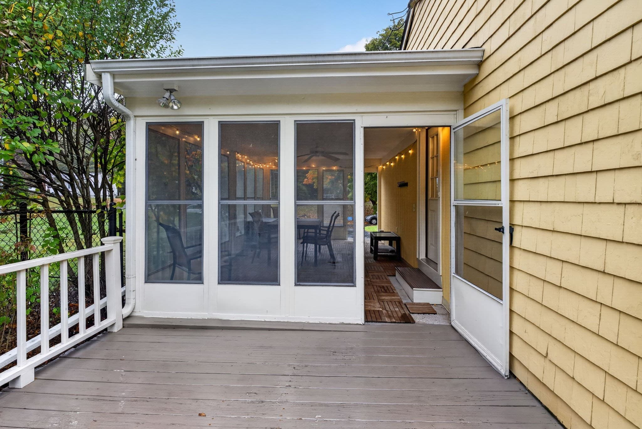 Single Family Residence at 29 Hiram Rd, Framingham MA 01701, photo 33 of 38