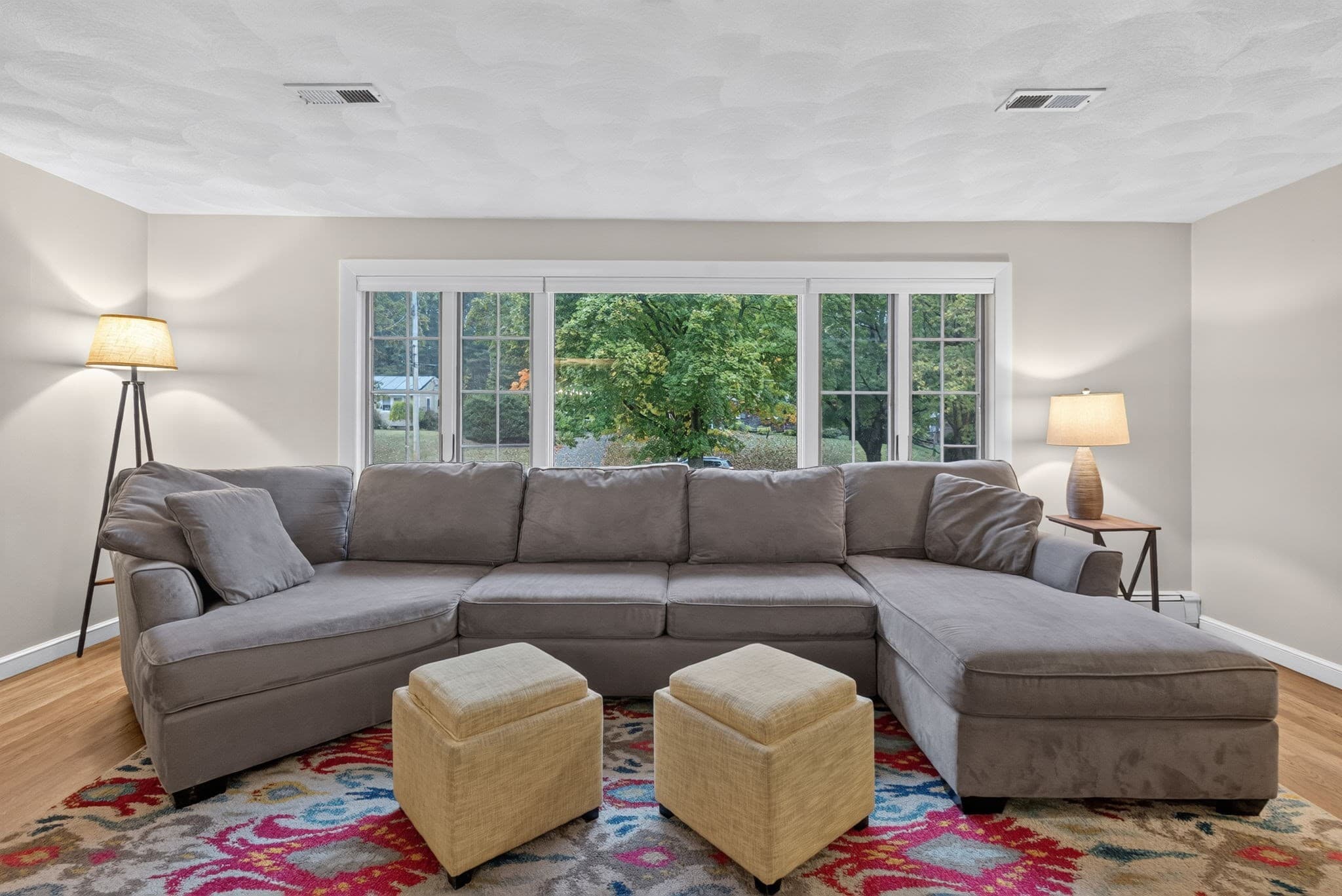 Single Family Residence at 29 Hiram Rd, Framingham MA 01701, photo 4 of 38