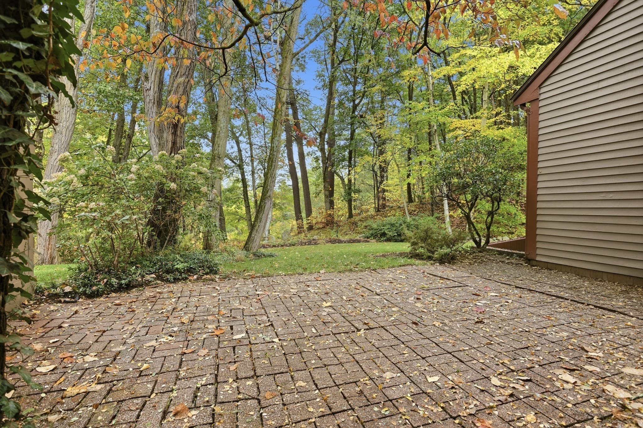 Condominium at 3 Edmonds Rd # 3, Concord MA 01774, Concord, photo 24 of 31