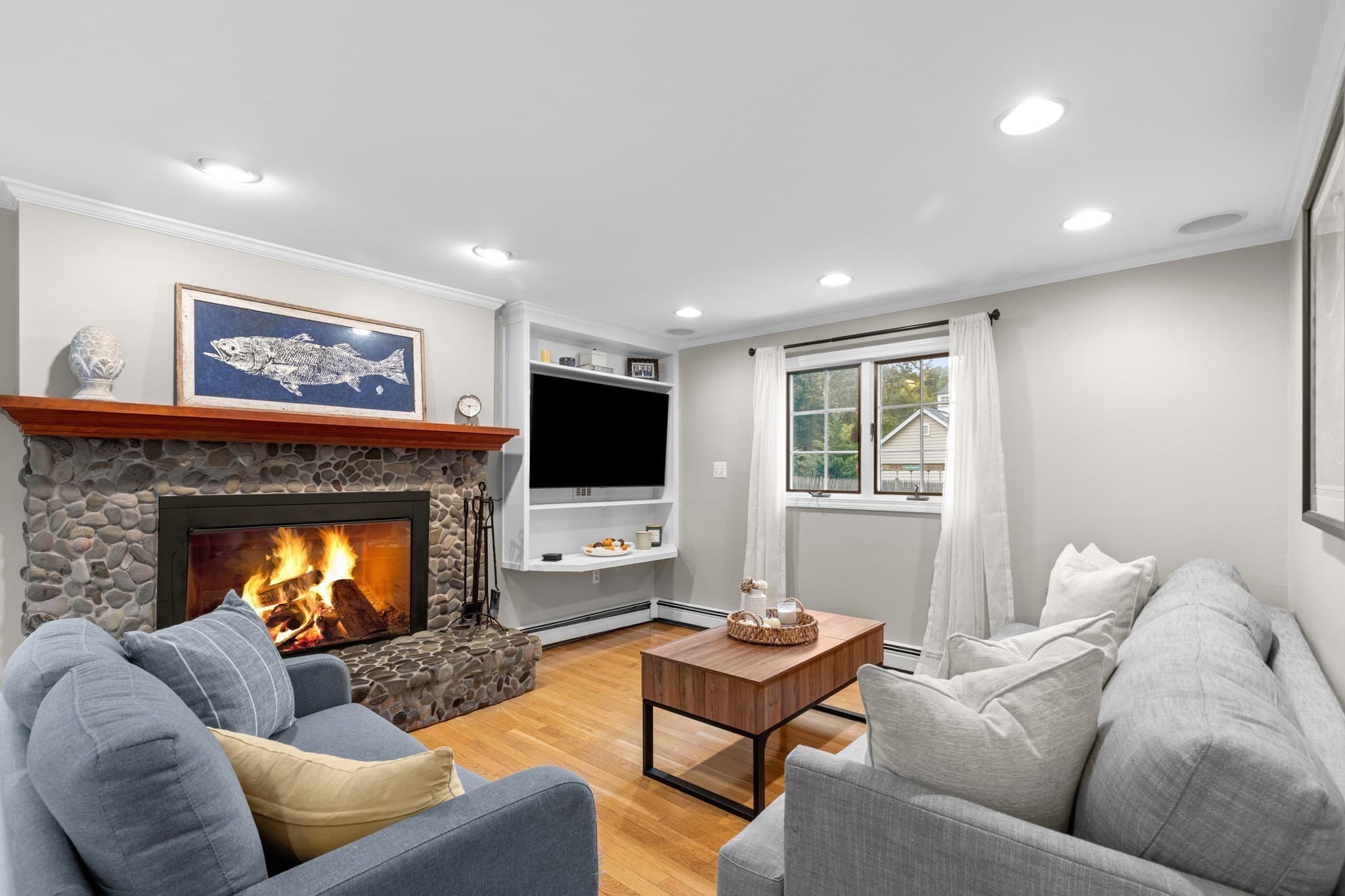 Single Family Residence at 11 Marshview Dr, Marshfield MA 02050, photo 9 of 39