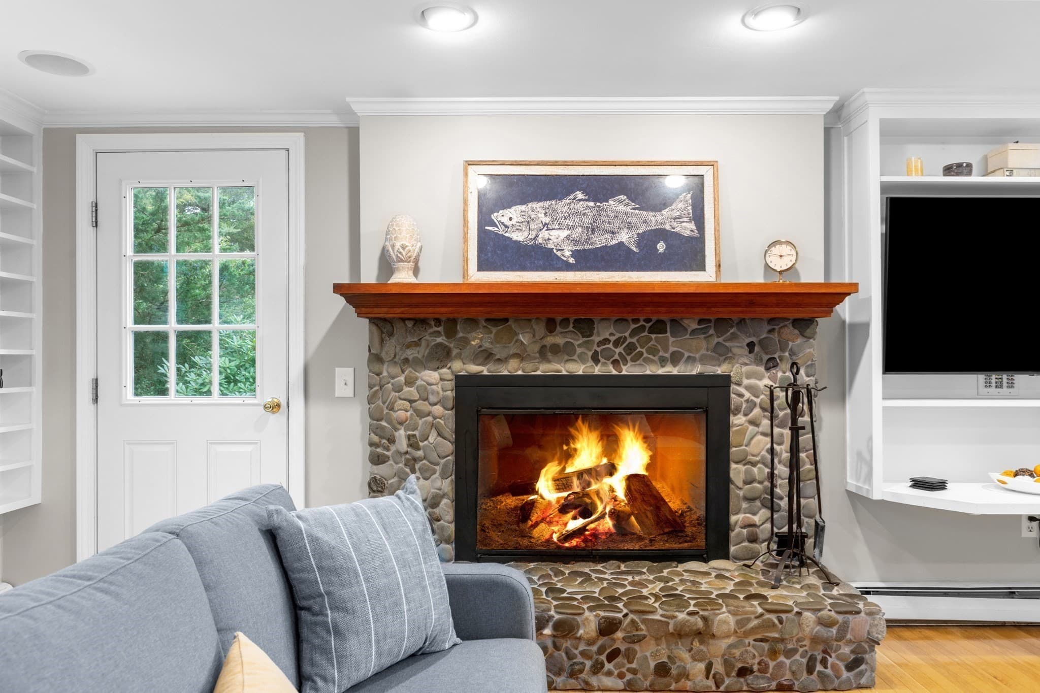 Single Family Residence at 11 Marshview Dr, Marshfield MA 02050, photo 11 of 39