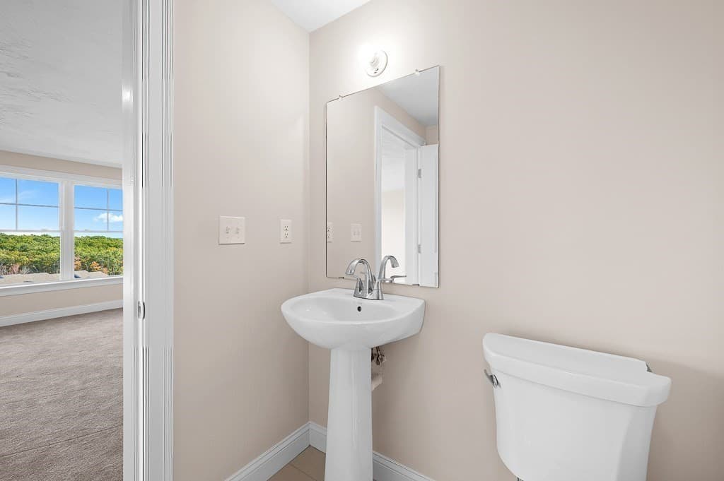 Condominium at 17 Pinnacle Place # 108, Millbury MA 01527, Millbury, photo 6 of 42