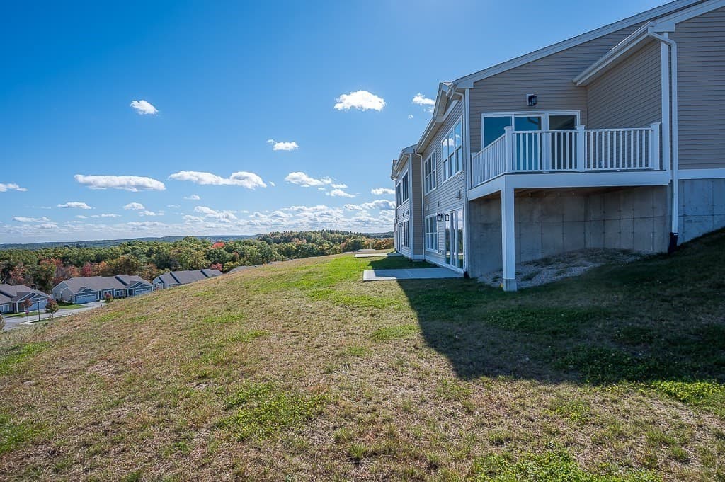 Condominium at 17 Pinnacle Place # 108, Millbury MA 01527, Millbury, photo 38 of 42